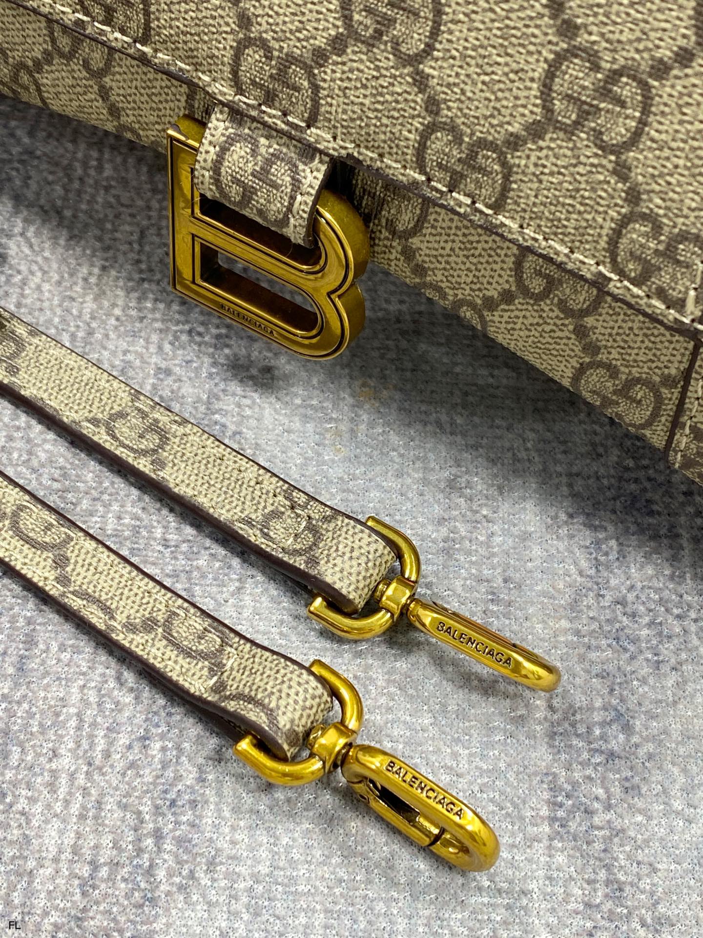 GUCCI BAG 363