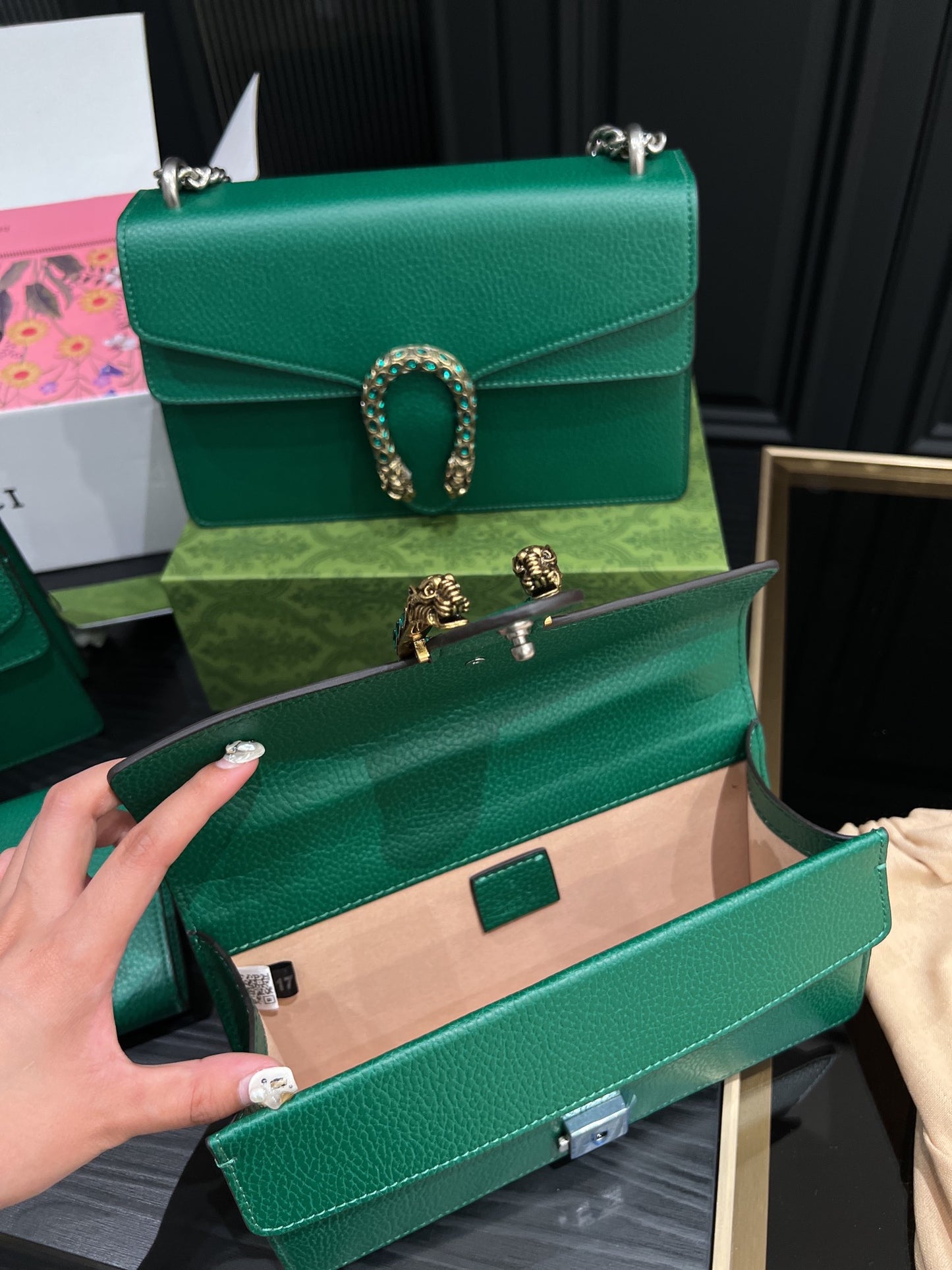 GUCCI BAG 366-1