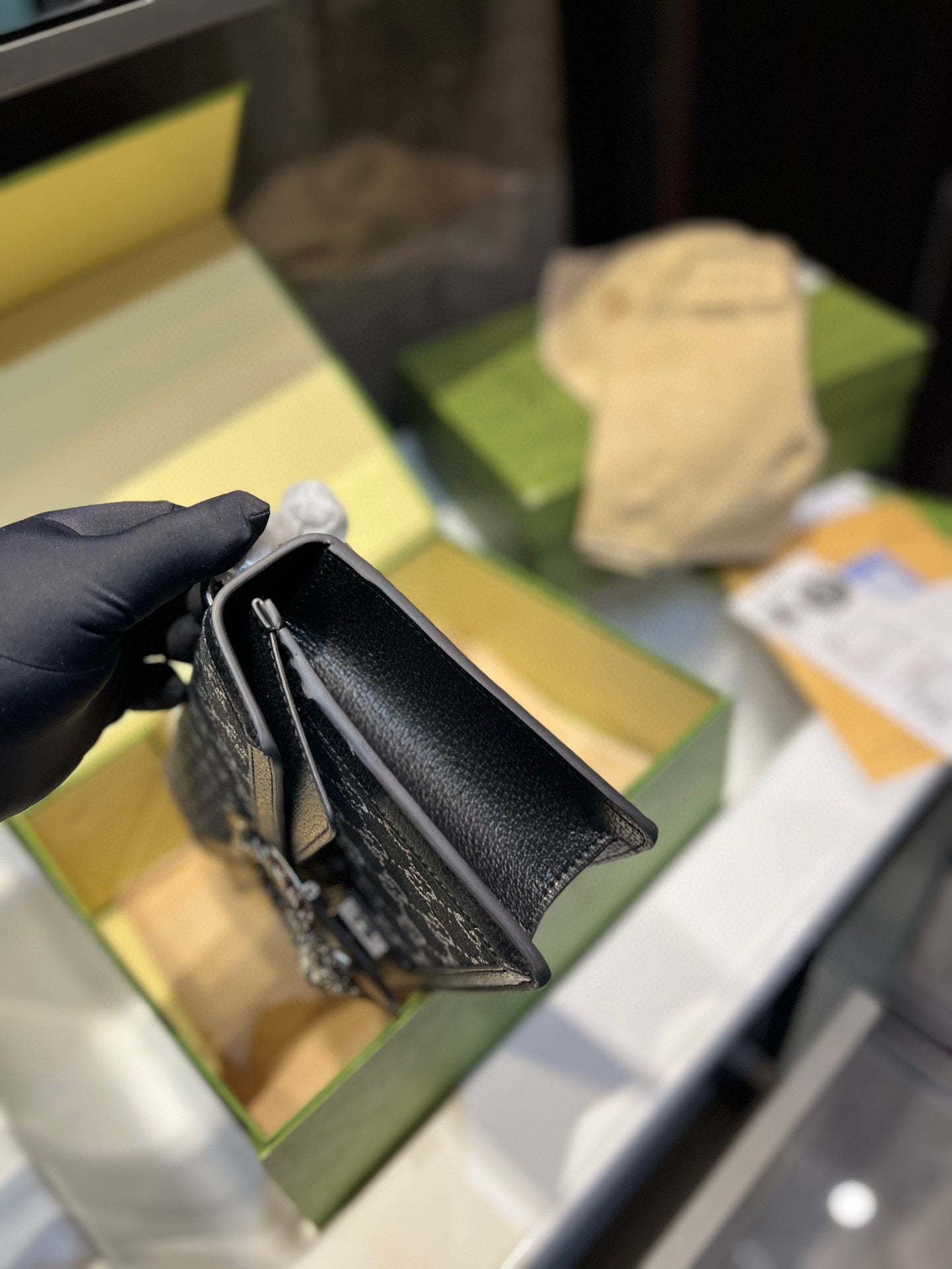 GUCCI BAG 367-1