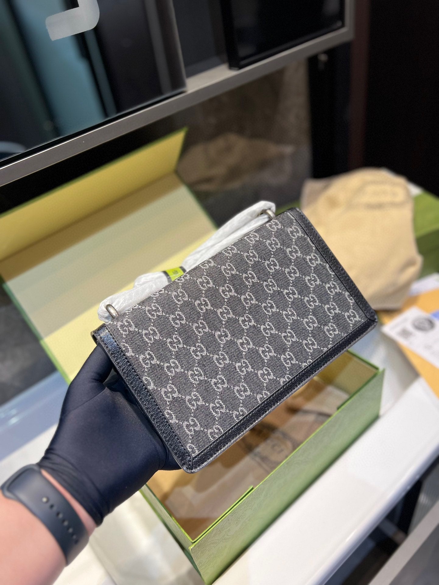GUCCI BAG 367-1