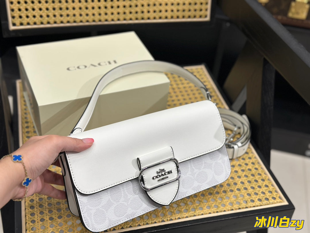 Co-BAG588