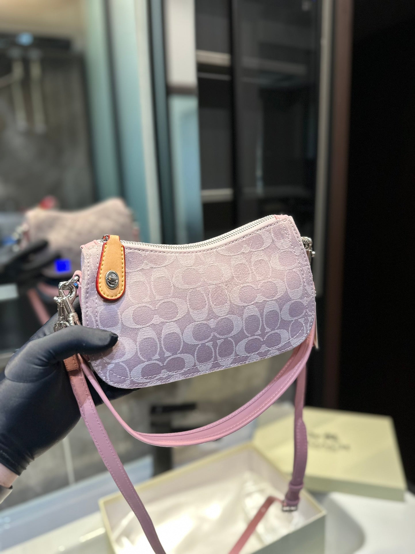 Co-BAG660