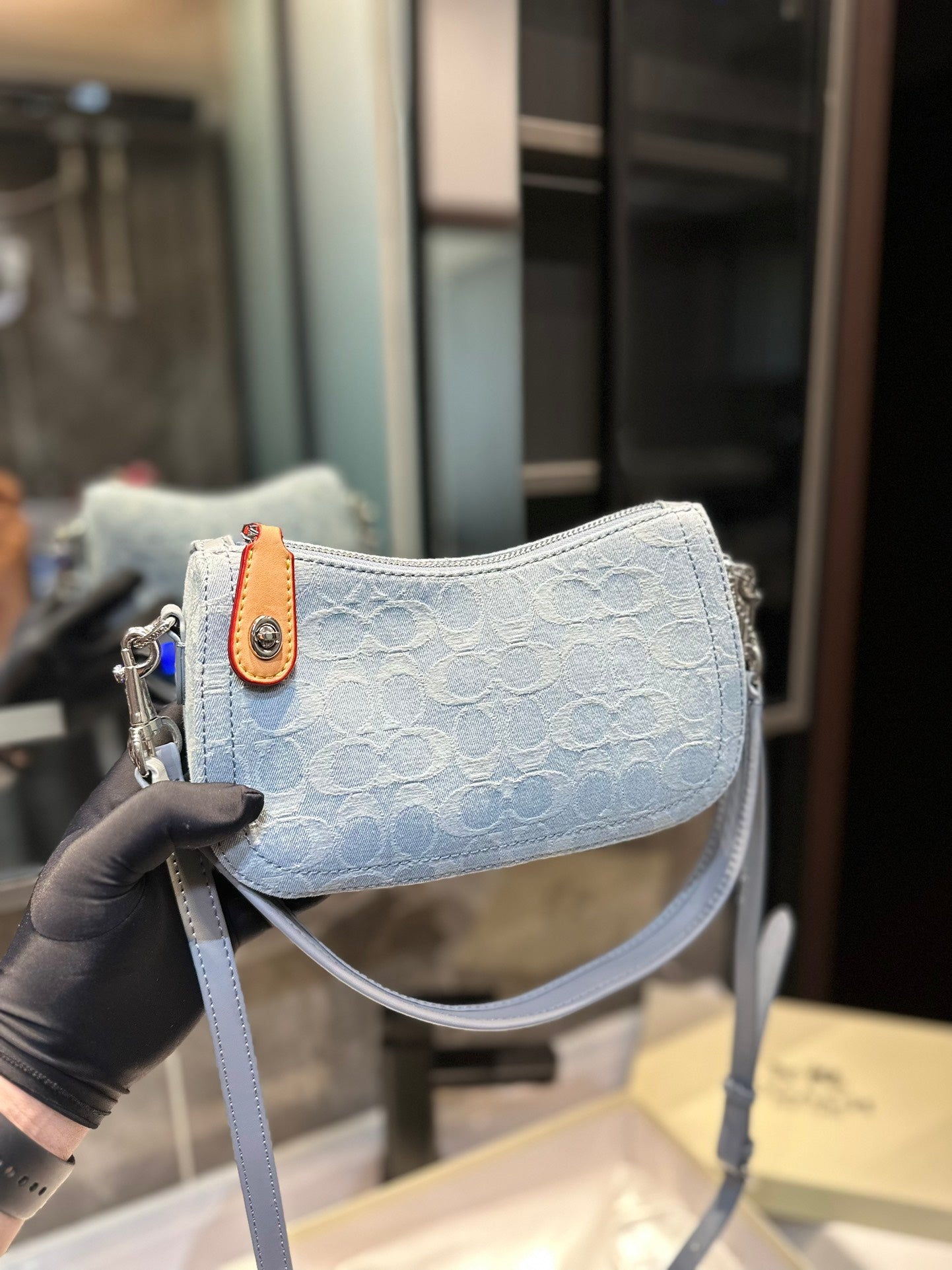 Co-BAG660