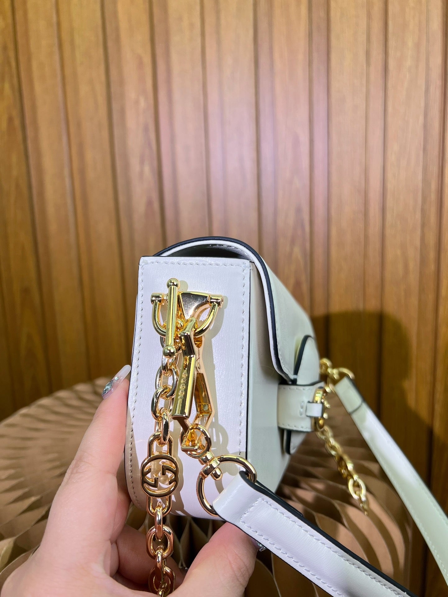 GUCCI BAG 372
