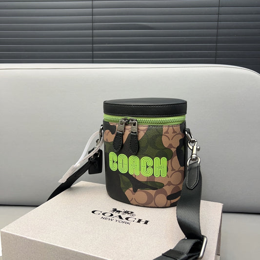 Co-BAG44
