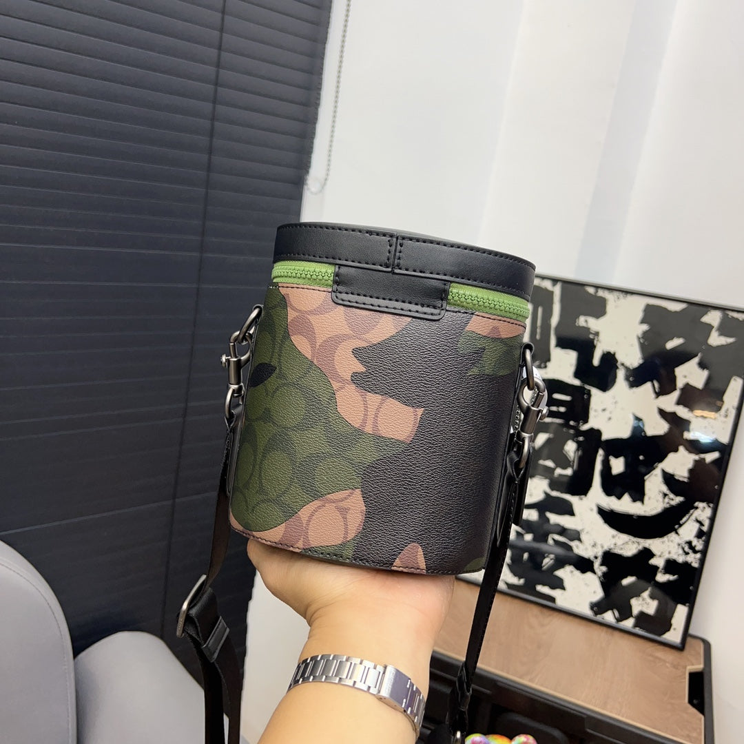 Co-BAG44