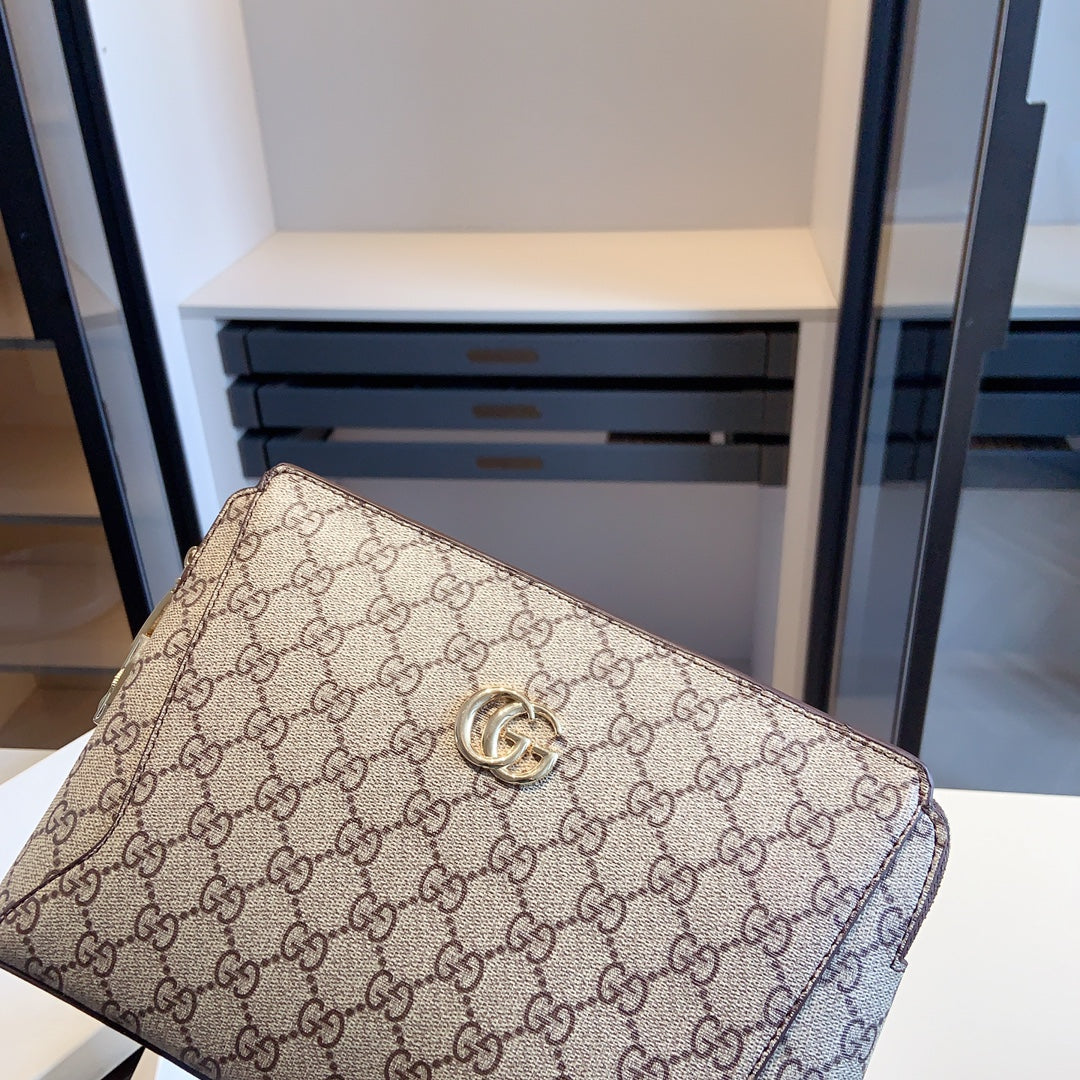 gucci  bag 374