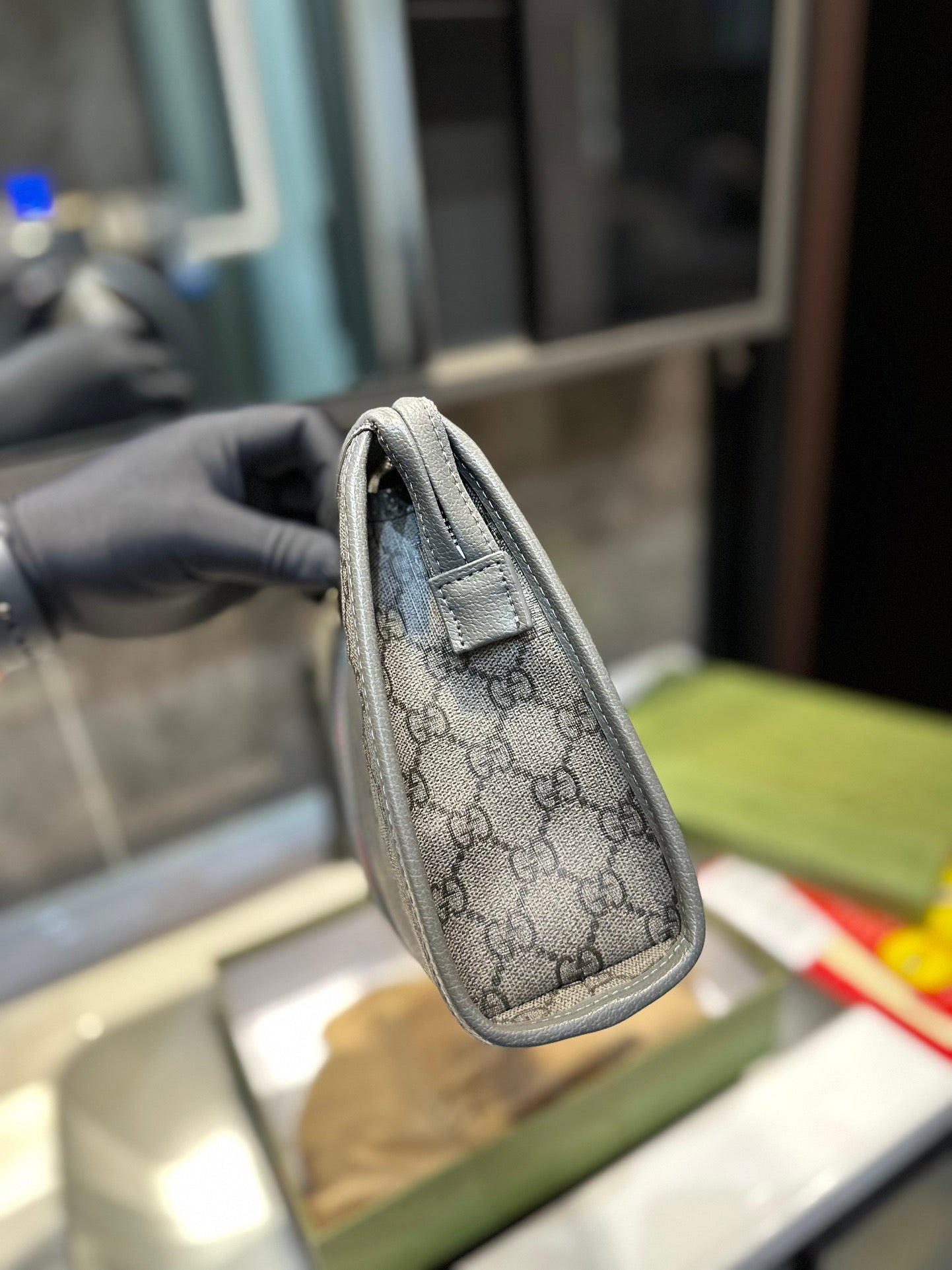 GUCCI BAG 384