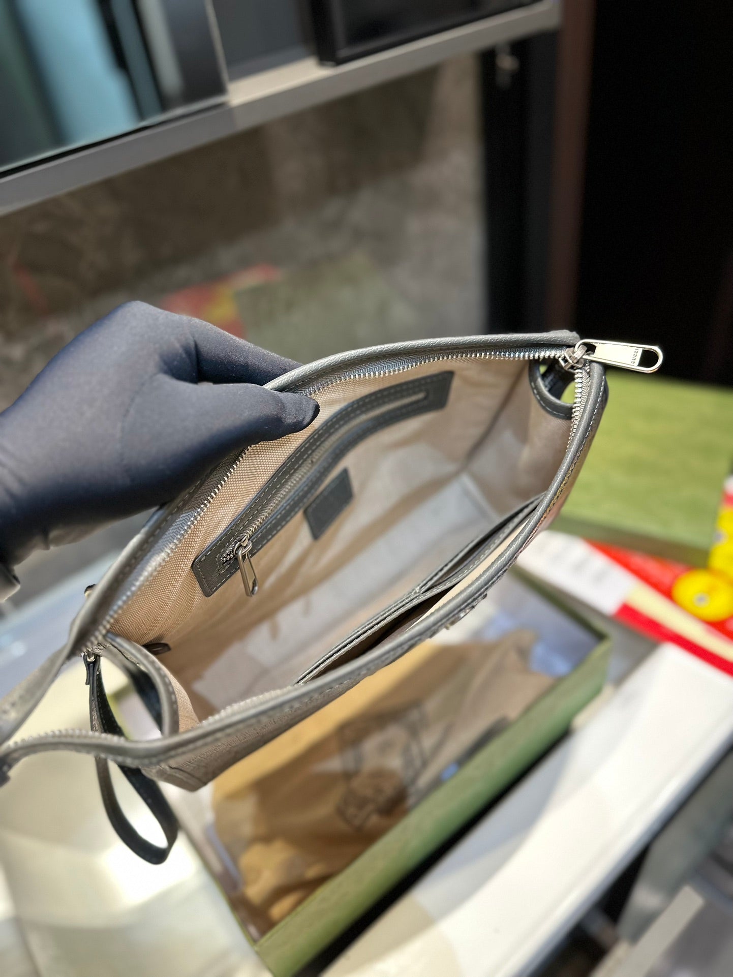 GUCCI BAG 384