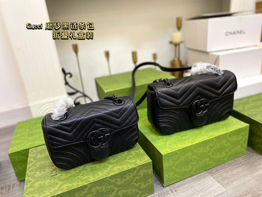 GUCCI BAG 385-2