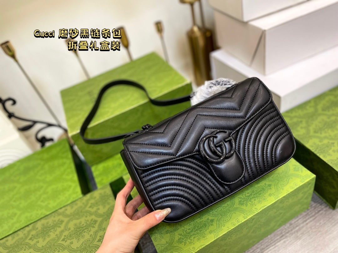 GUCCI BAG  385-1