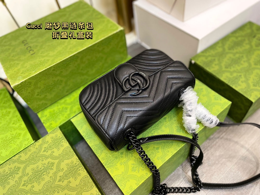GUCCI BAG  385-1