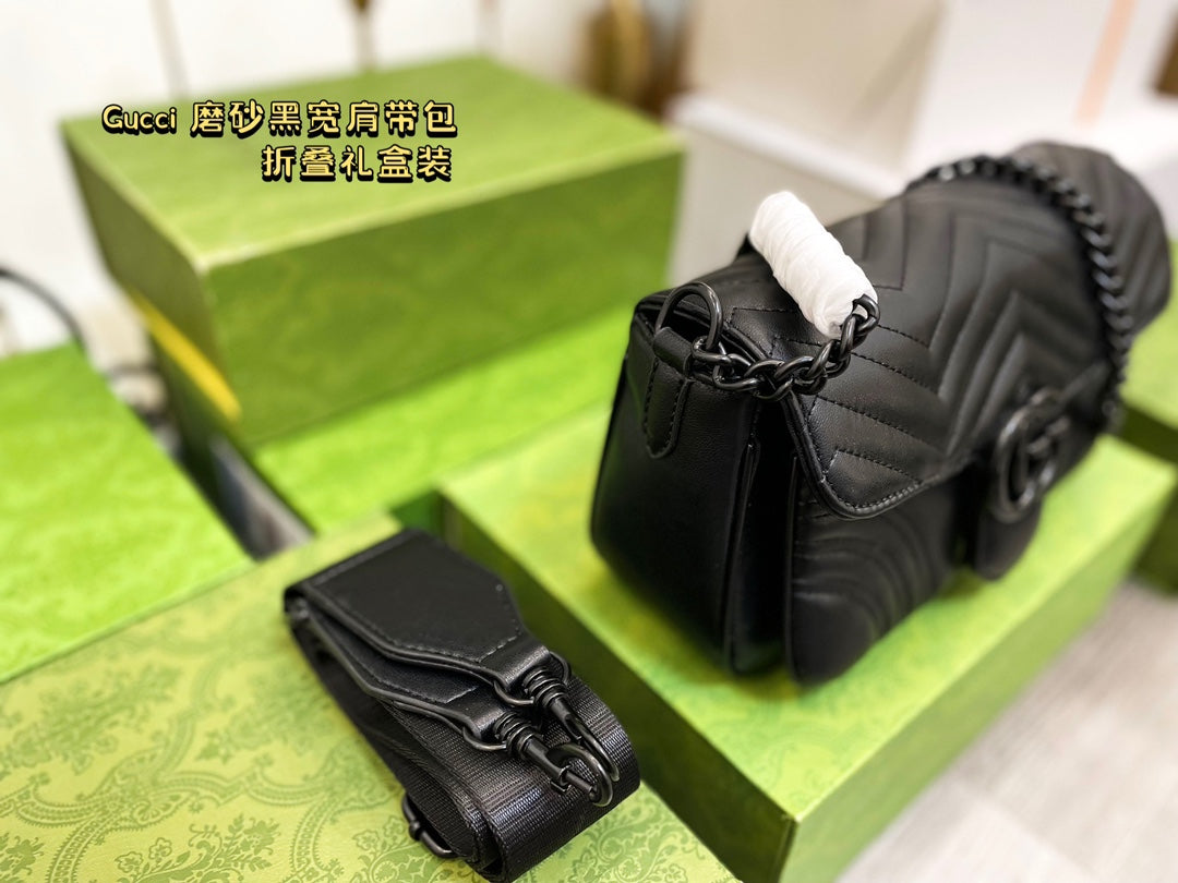 GUCCI BAG  385-3