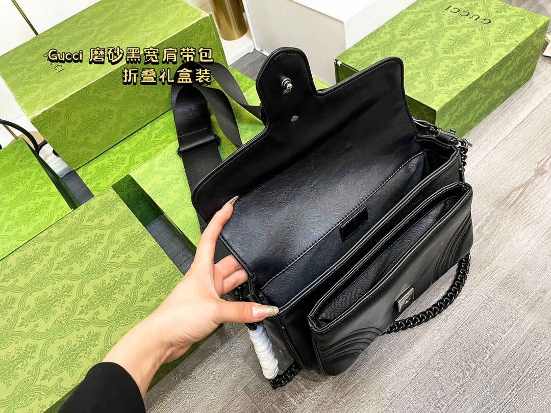 GUCCI BAG  385-3