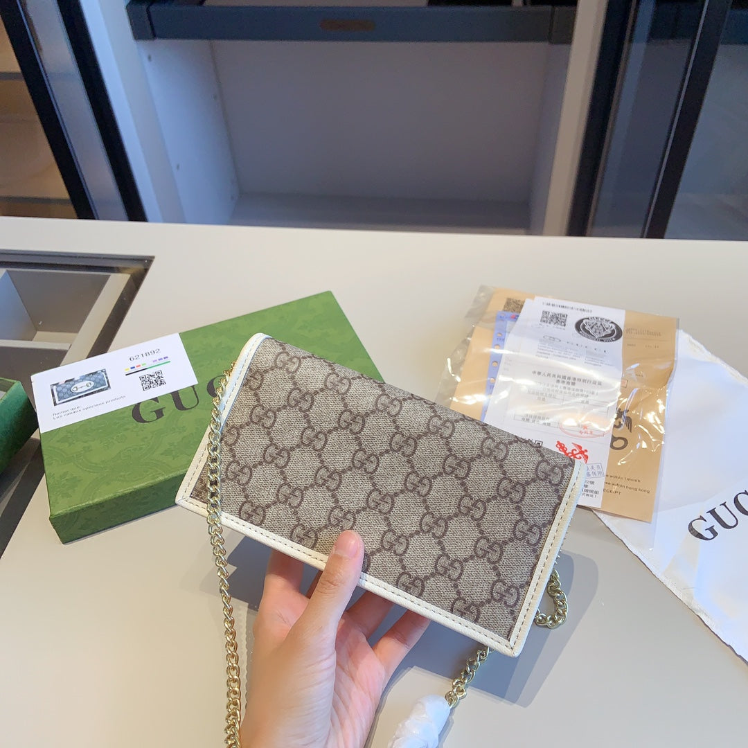 GUCCI BAG 402