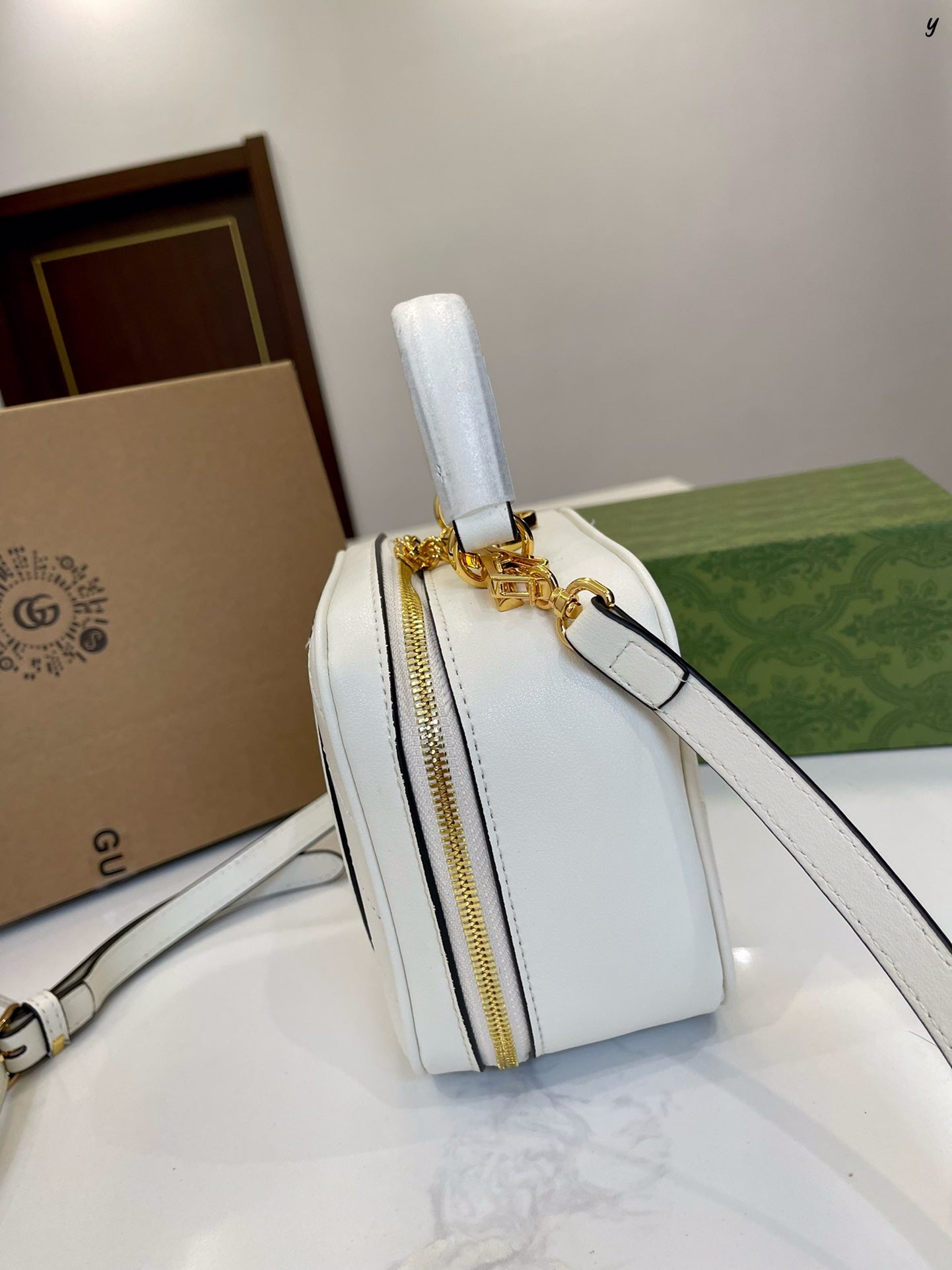 GUCCI BAG 406-3