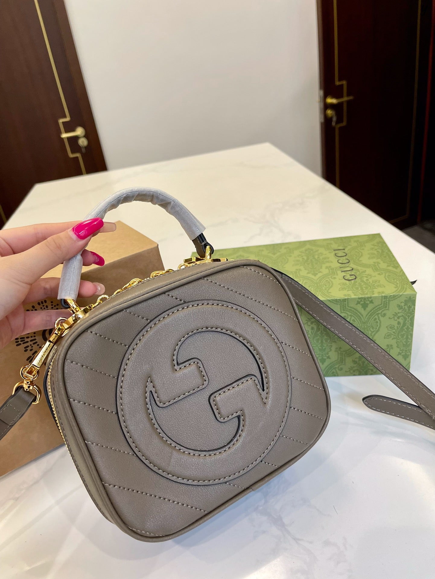 GUCCI BAG 406-4