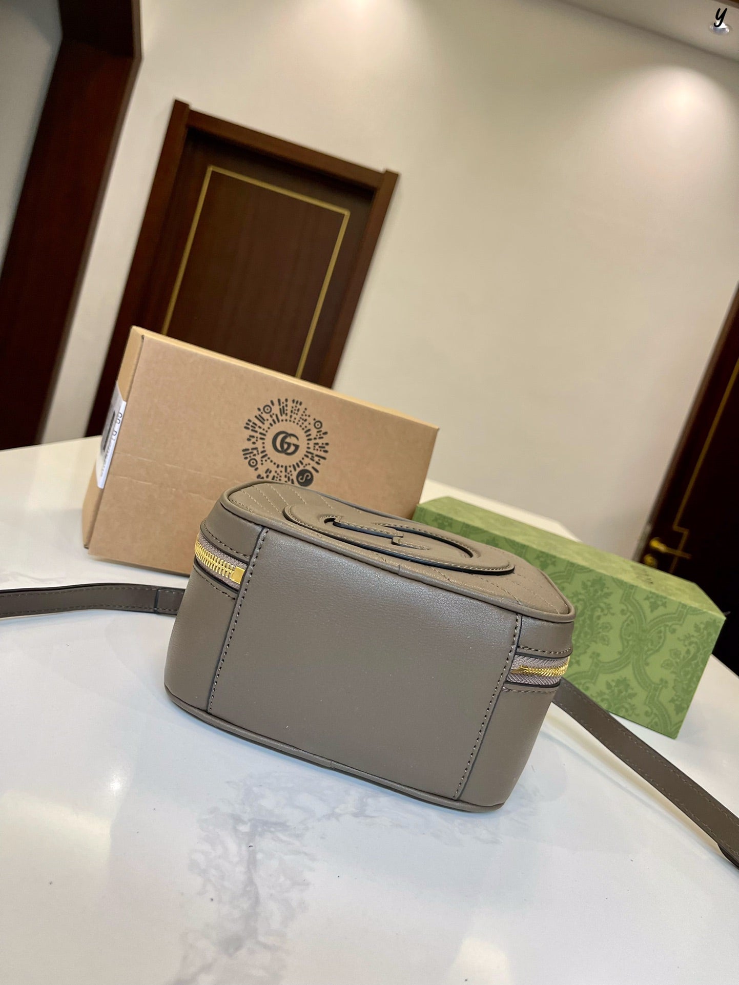 GUCCI BAG 406-4