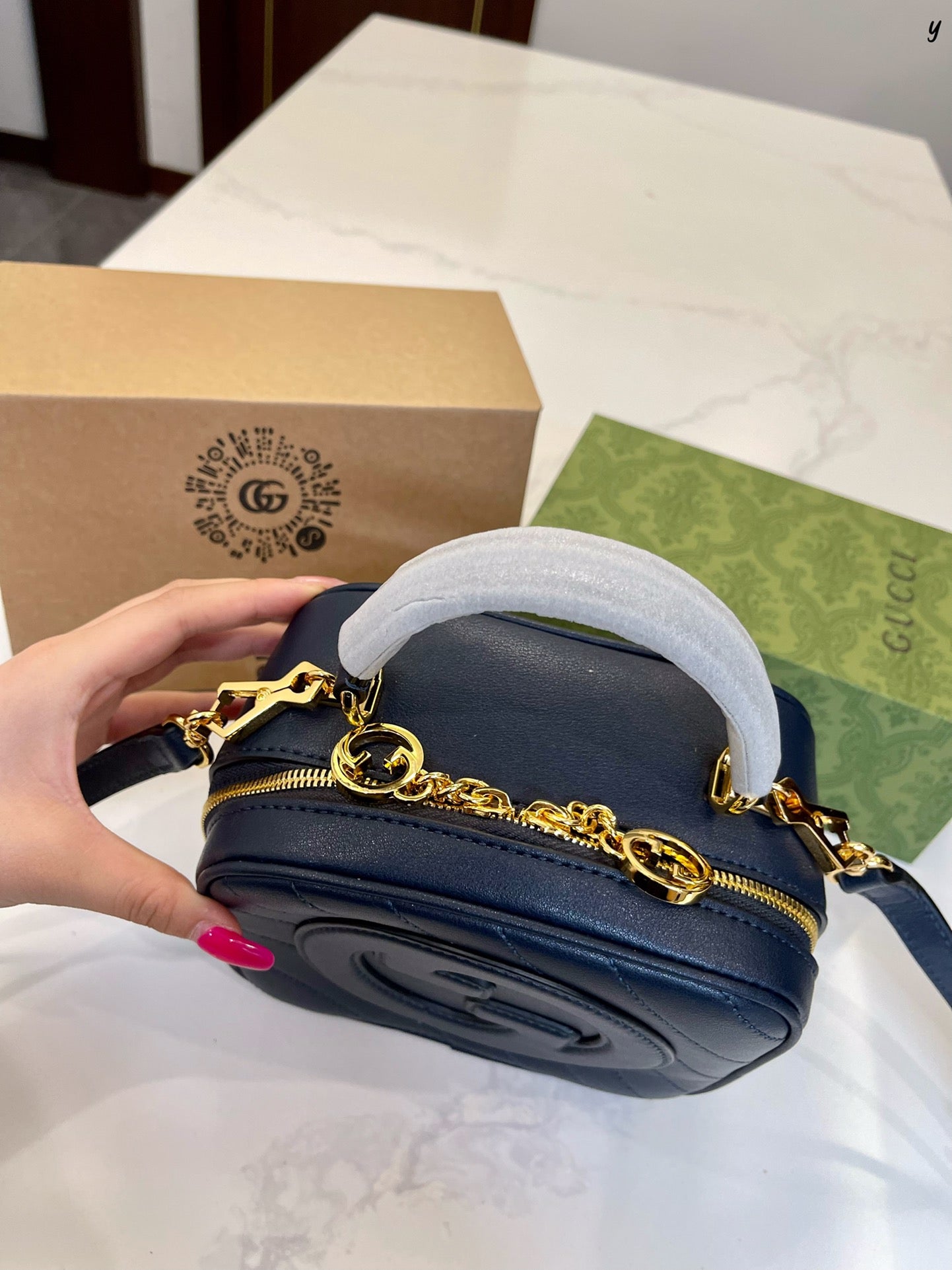GUCCI BAG 406-5