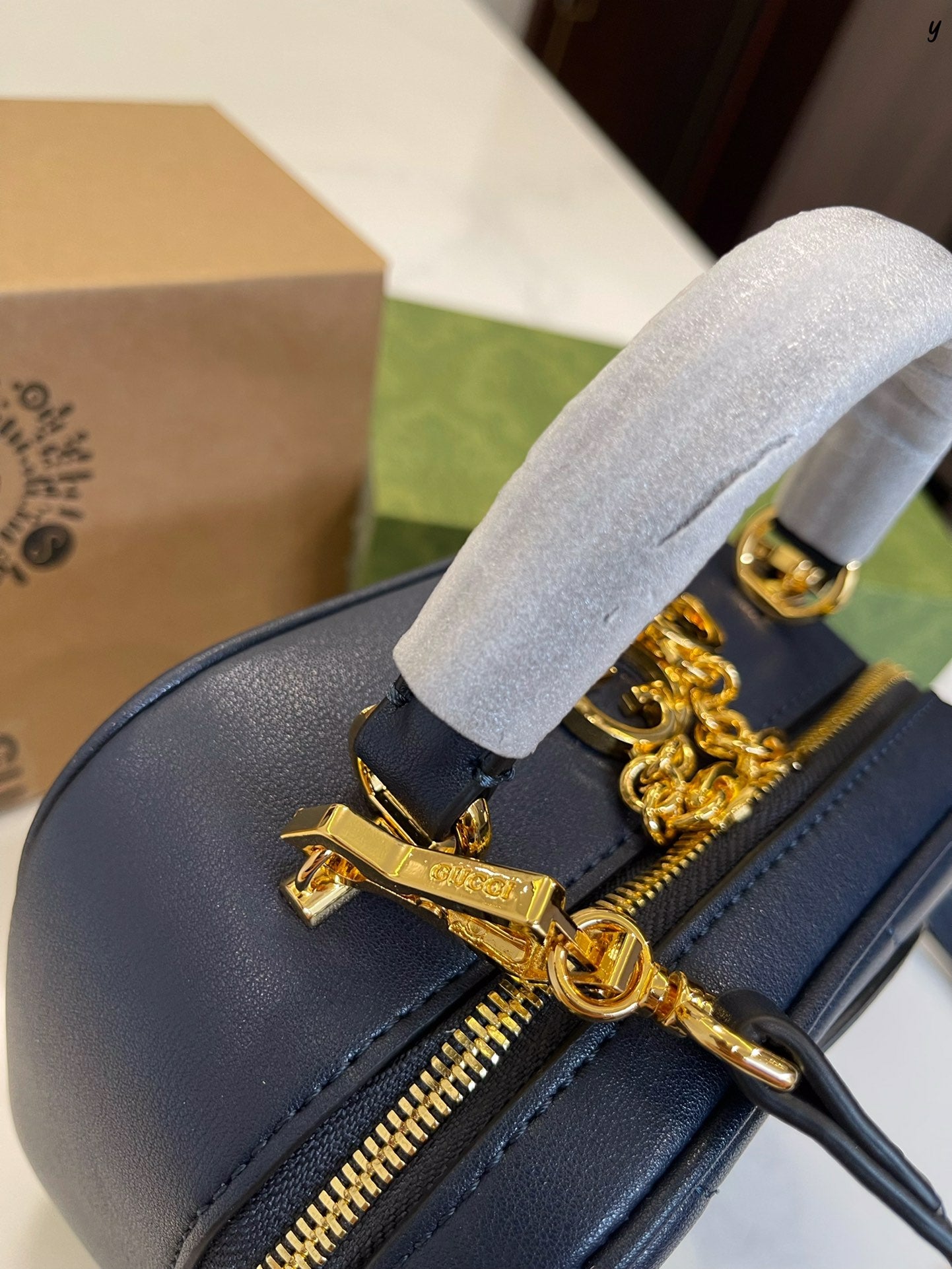 GUCCI BAG 406-2