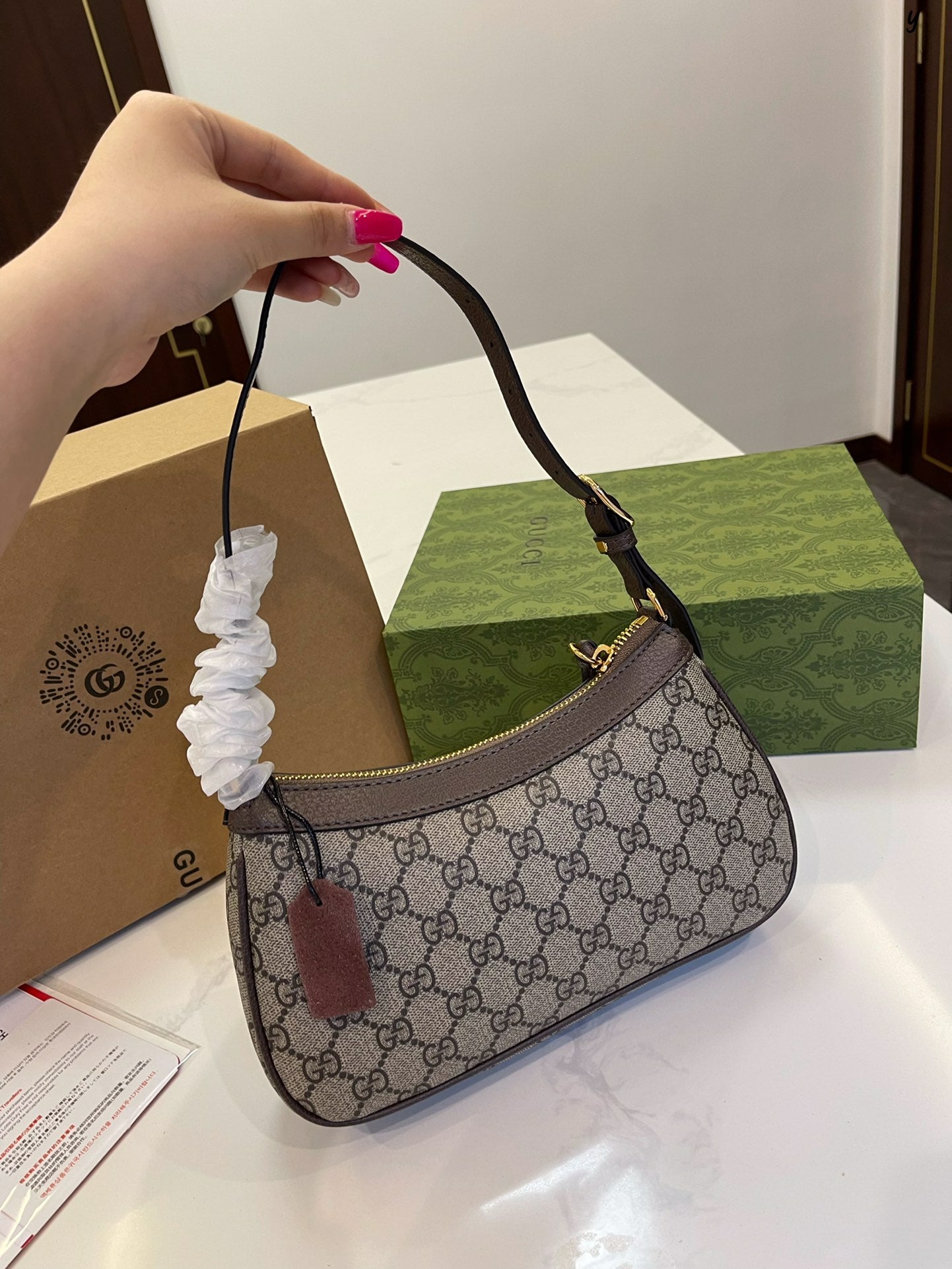 GUCCI BAG  410