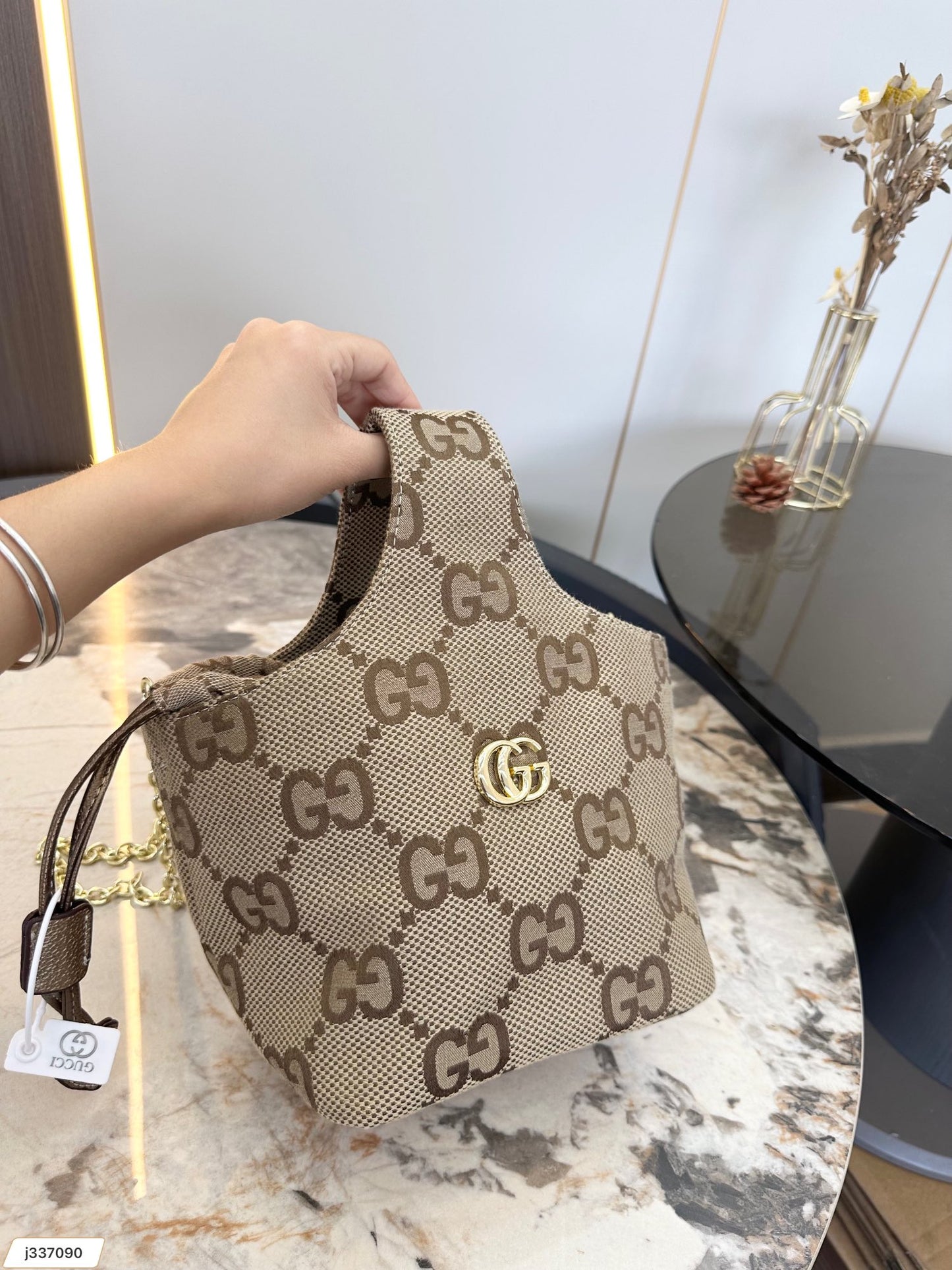 GUCCI BAG 407
