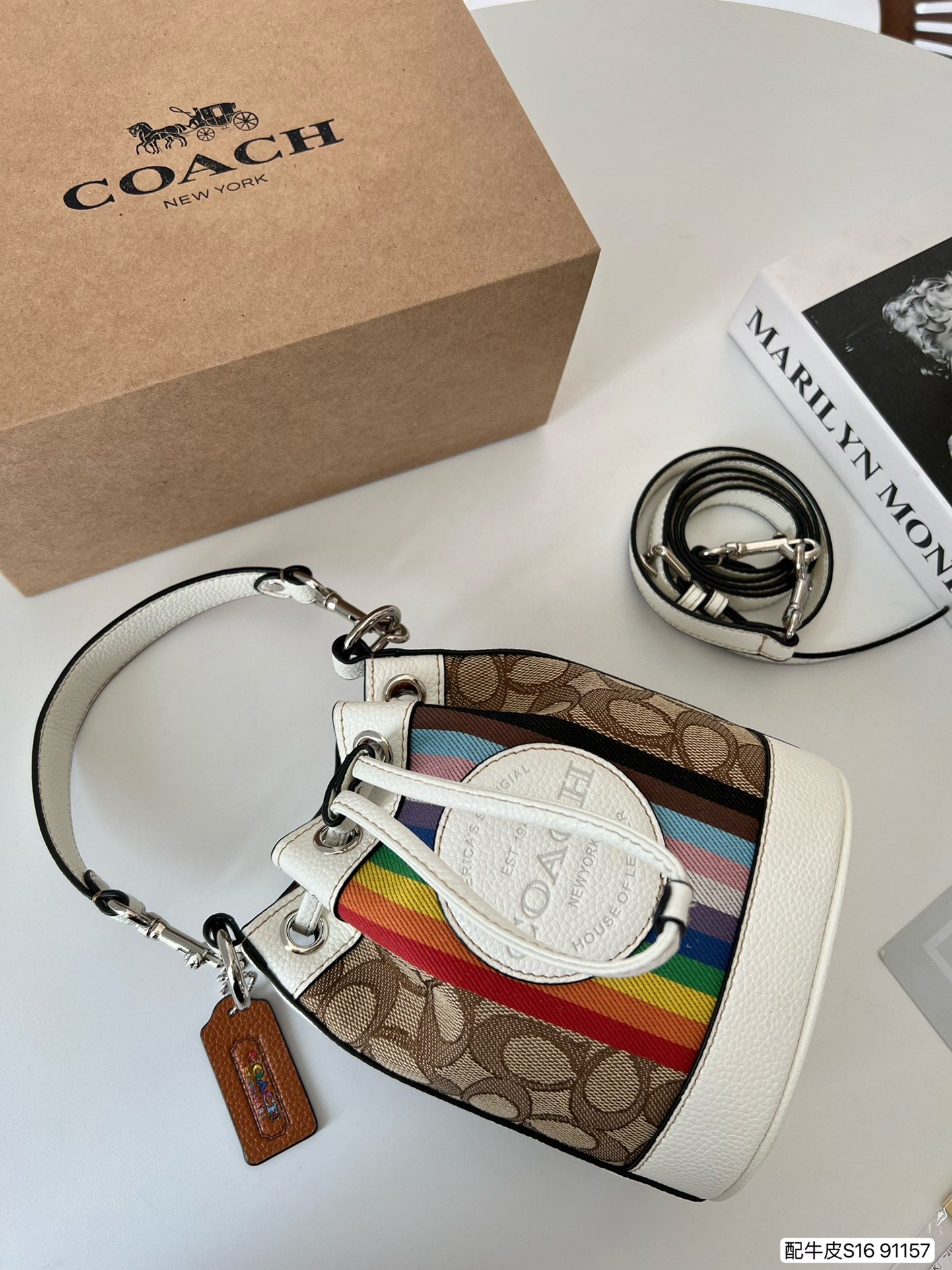 Co-BAG674