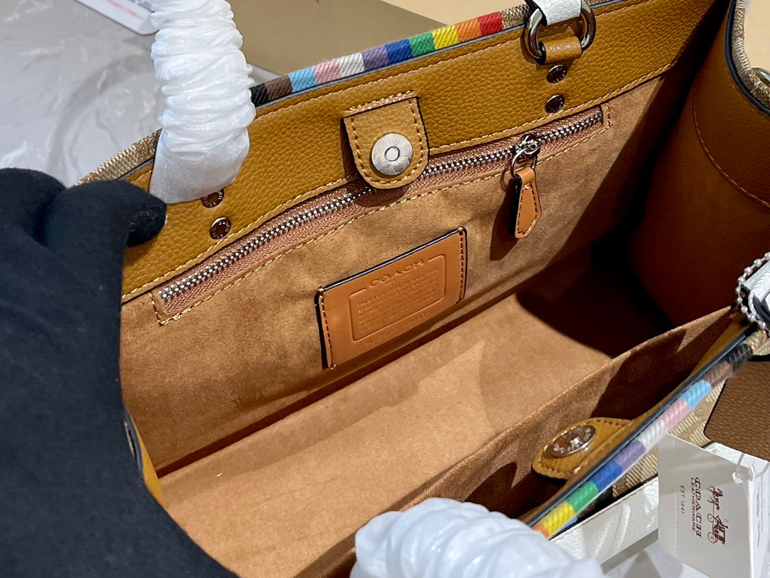 Co-BAG675