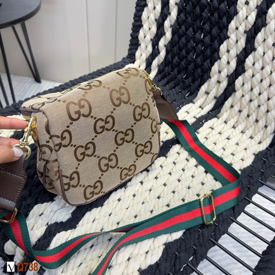 GUCCI BAG 411