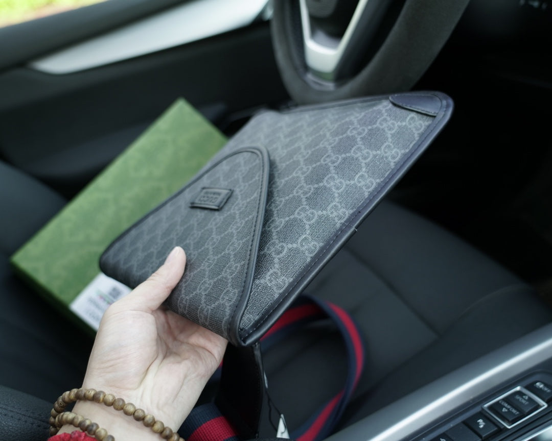 GUCCI BAG 415-2