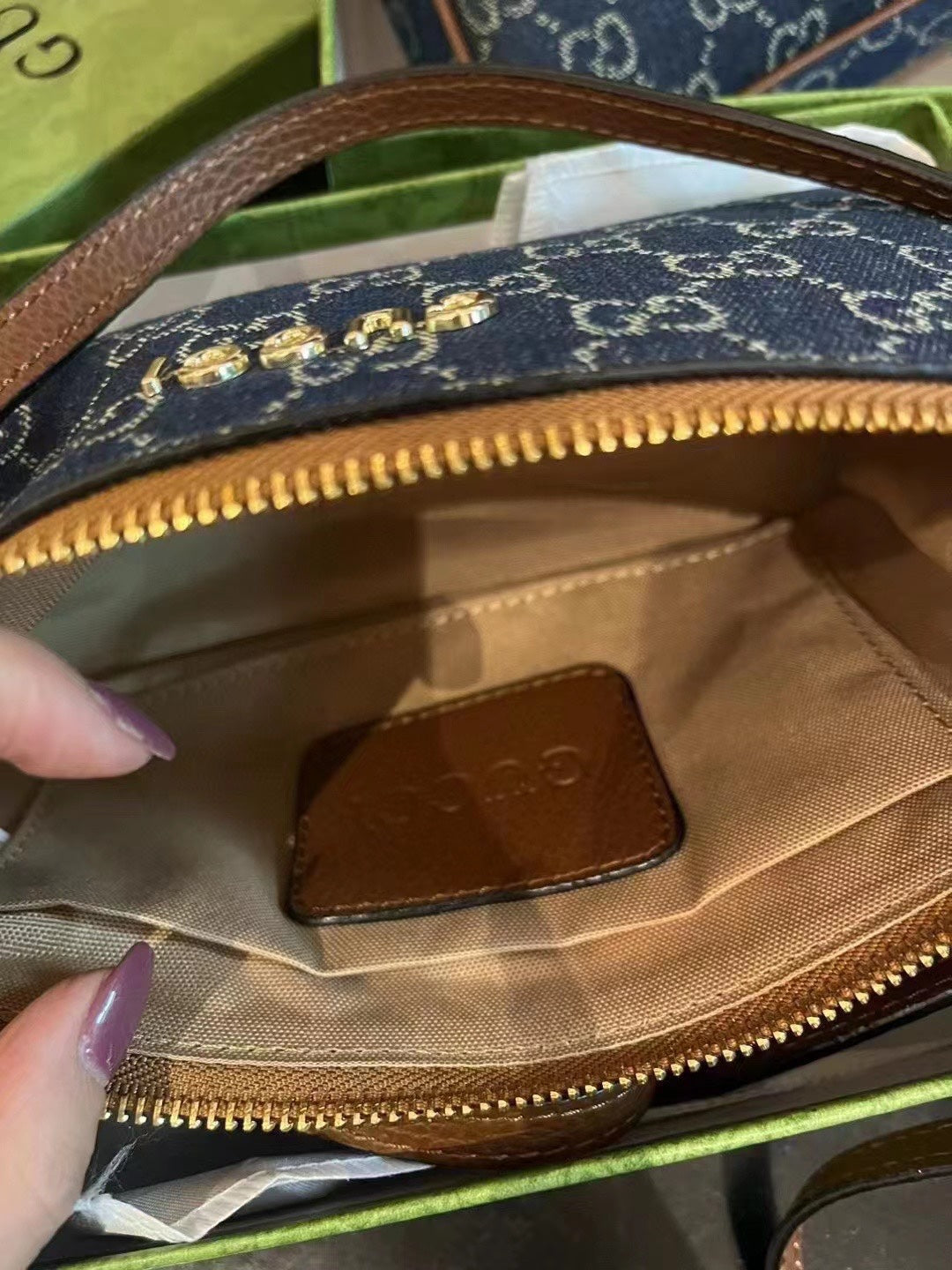 GUCCI BAG 420