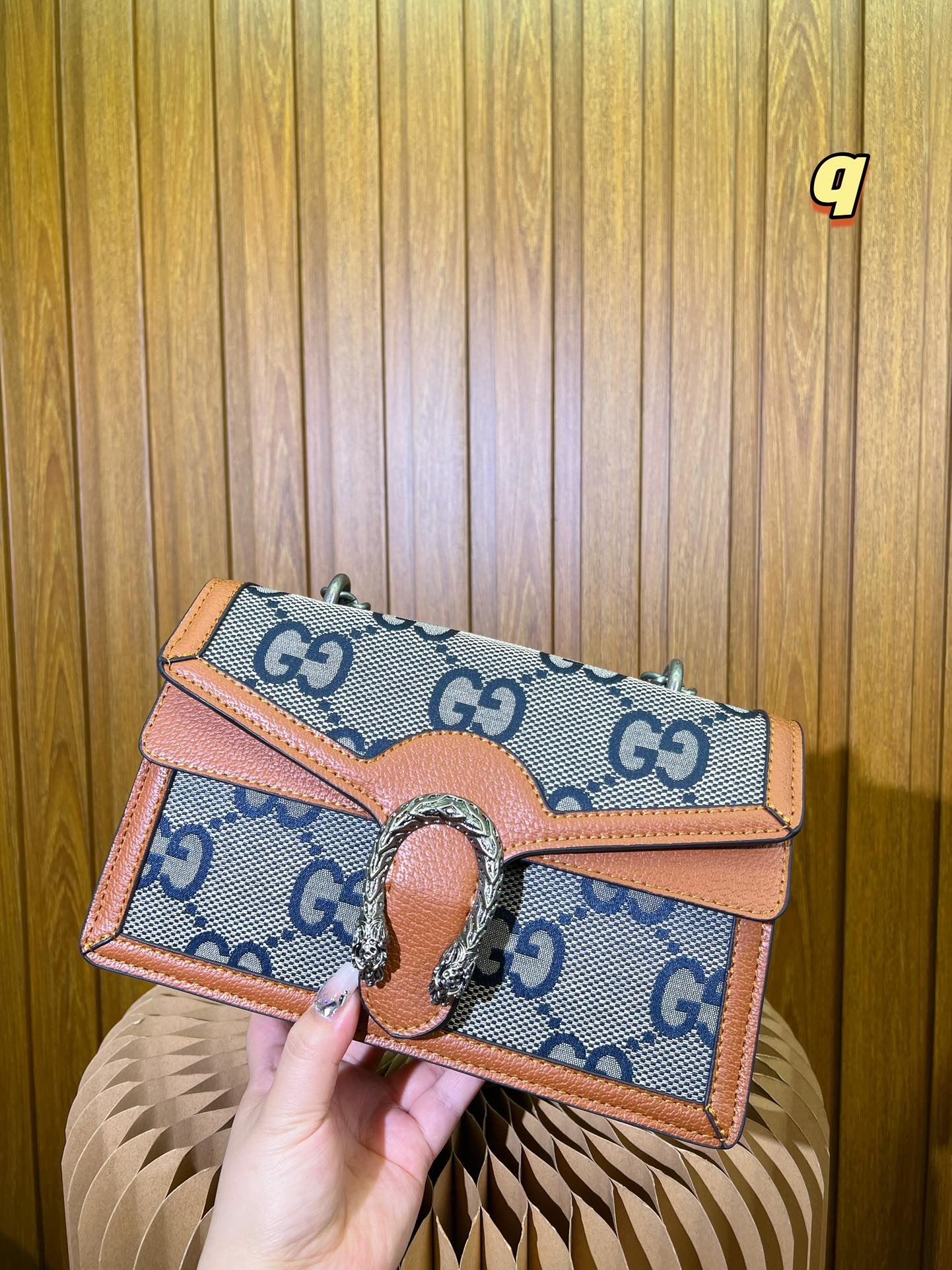GUCCI BAG 423-1