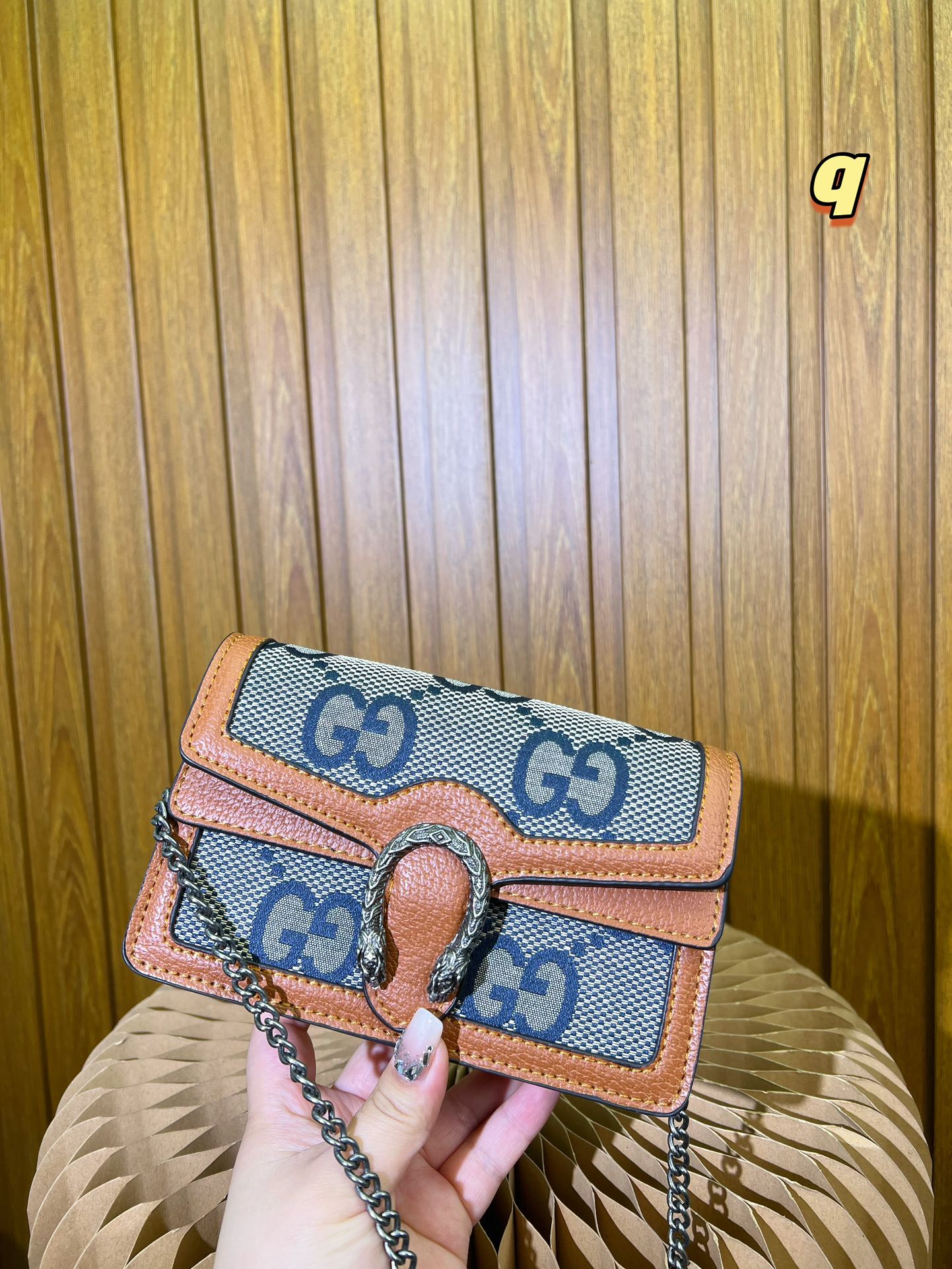 GUCCI BAG 423-1