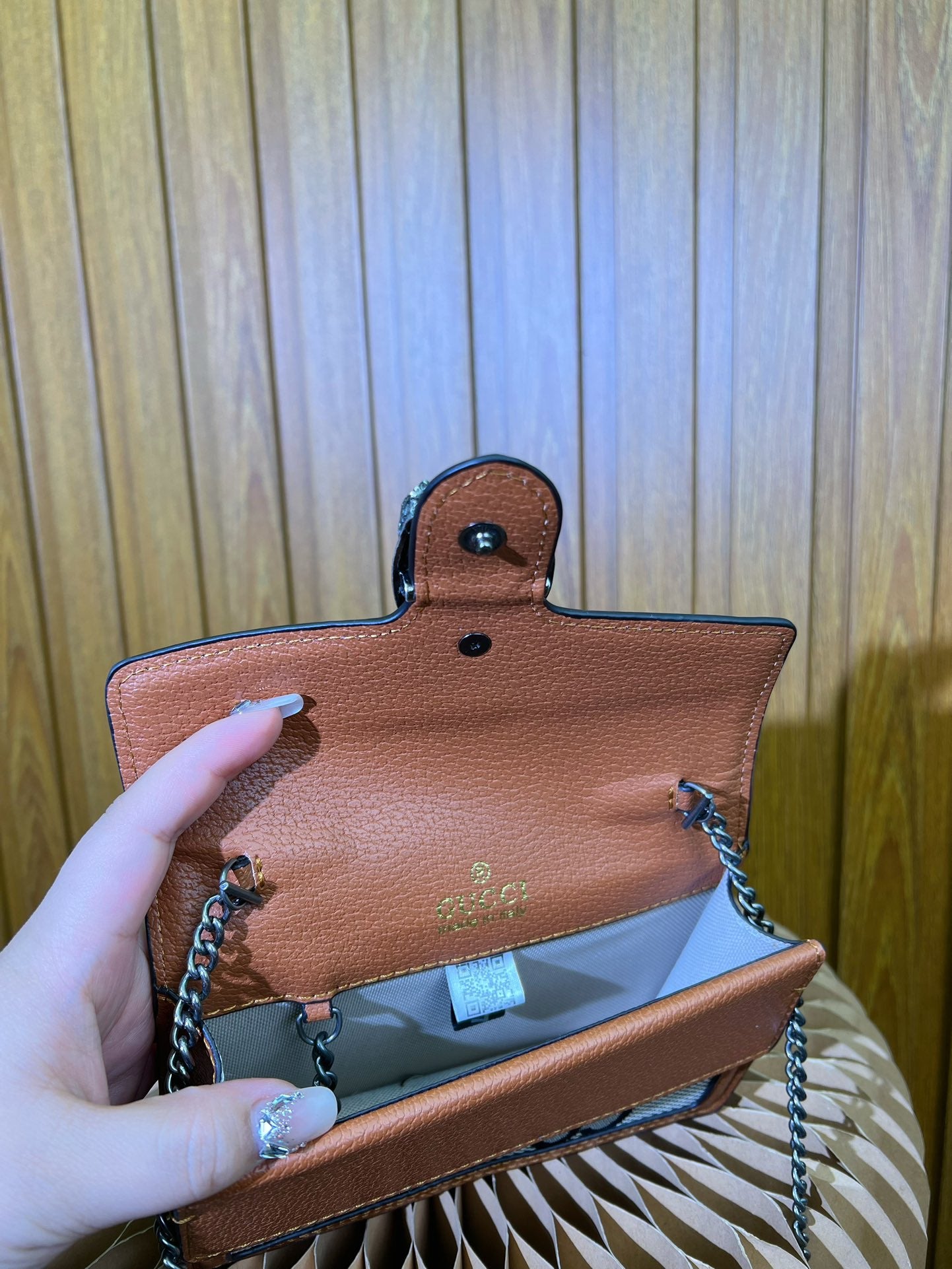 GUCCI BAG 423-2