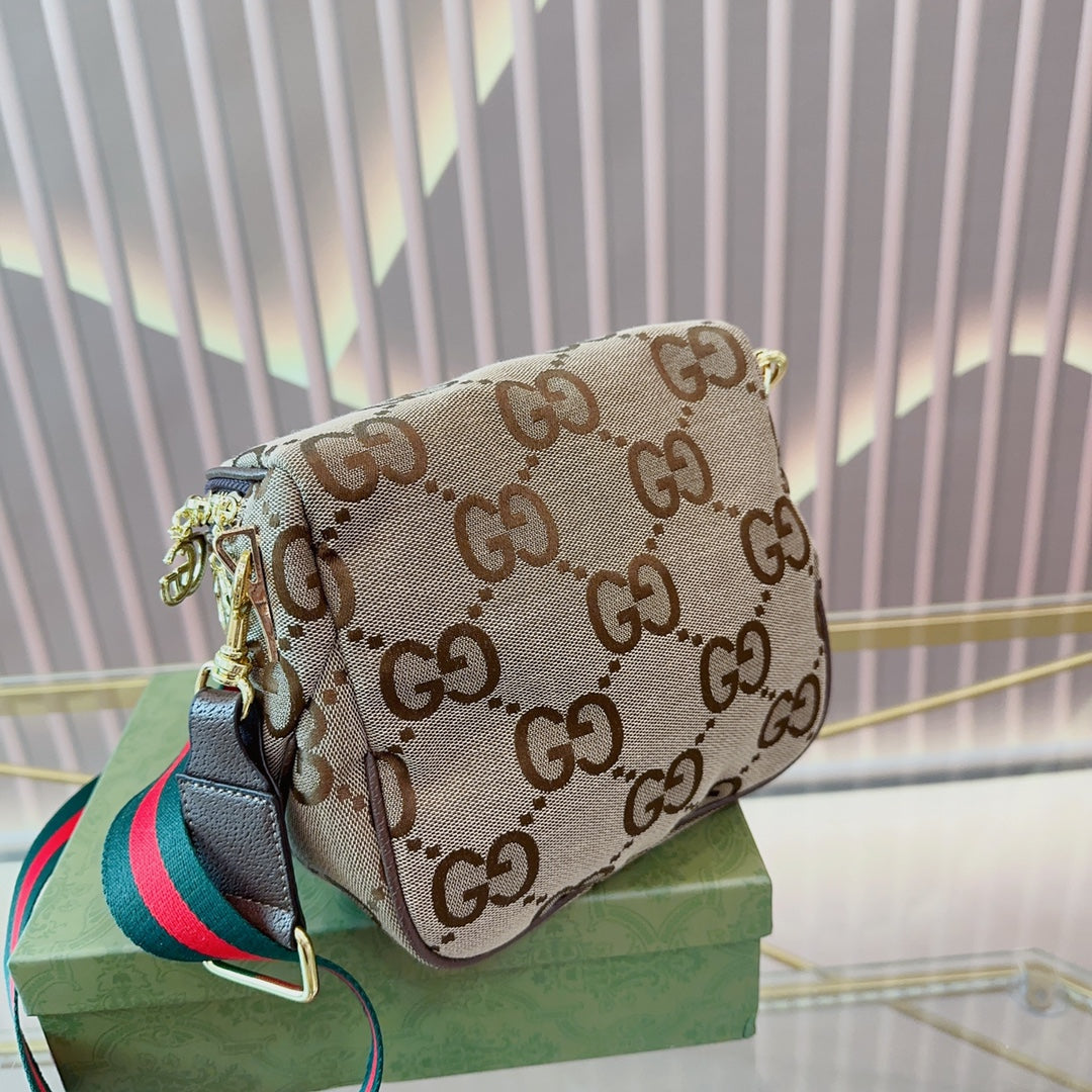 GUCCI BAG  426