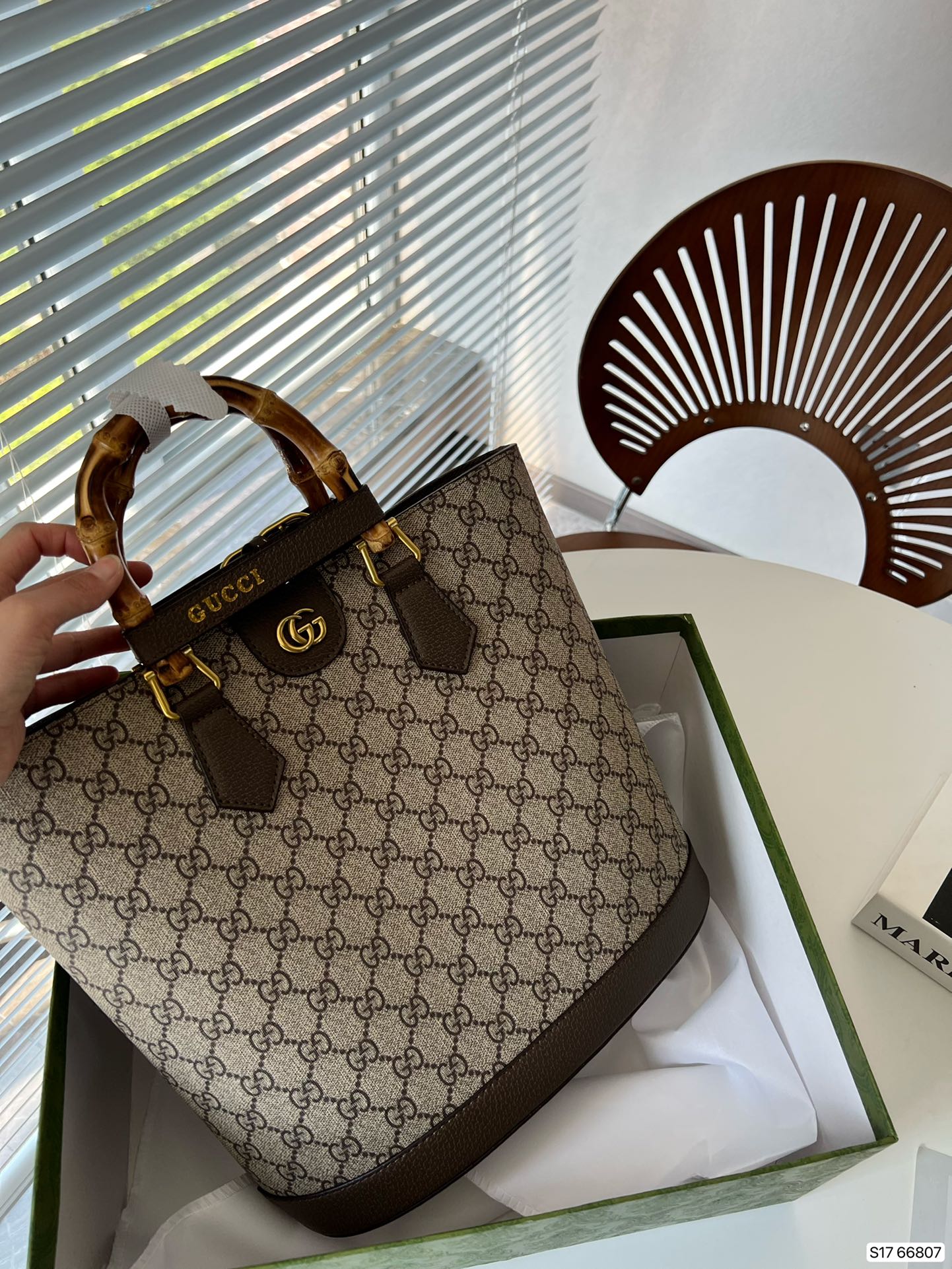 GUCCI BAG 432