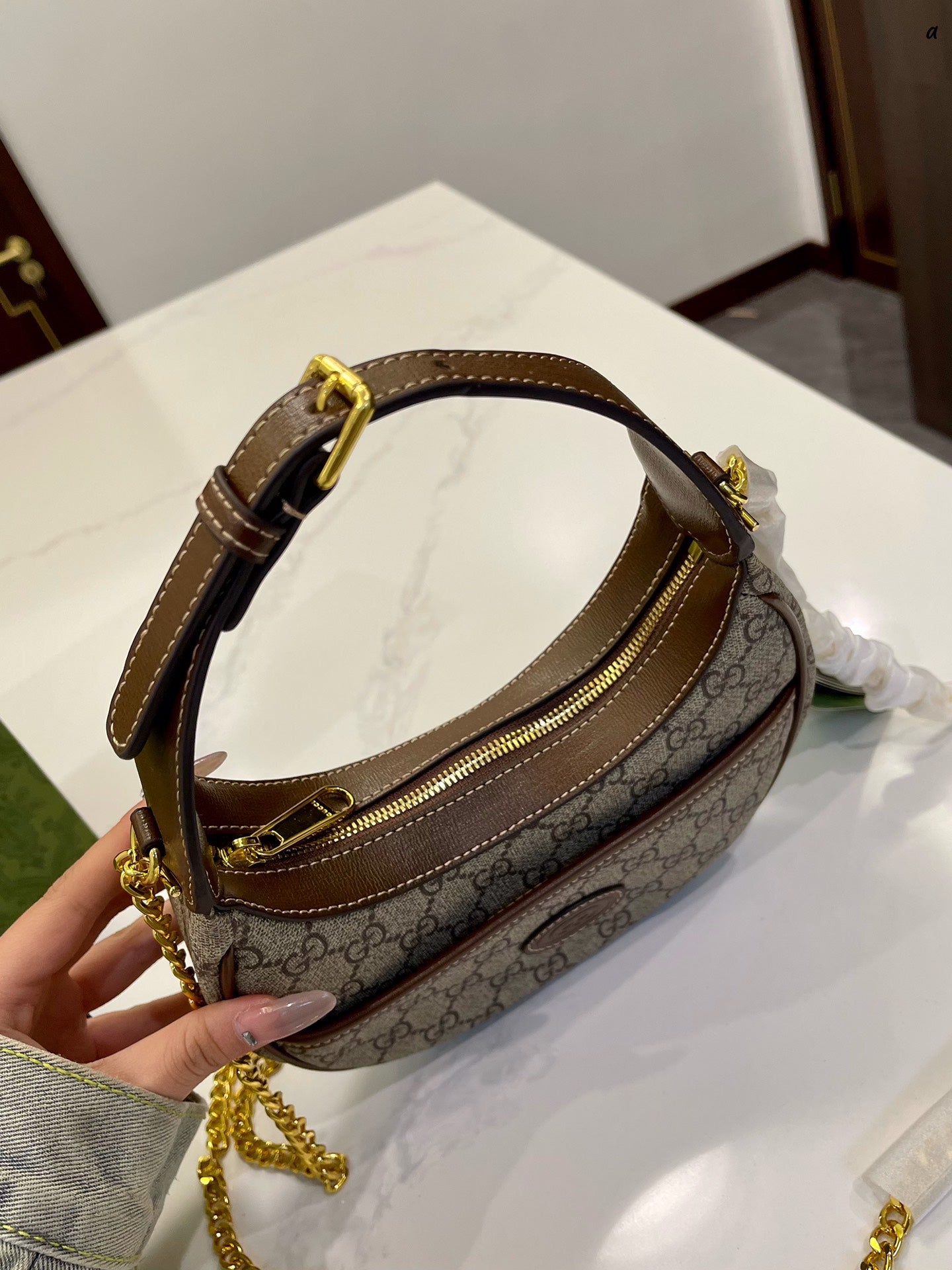 GUCCI BAG 434-2