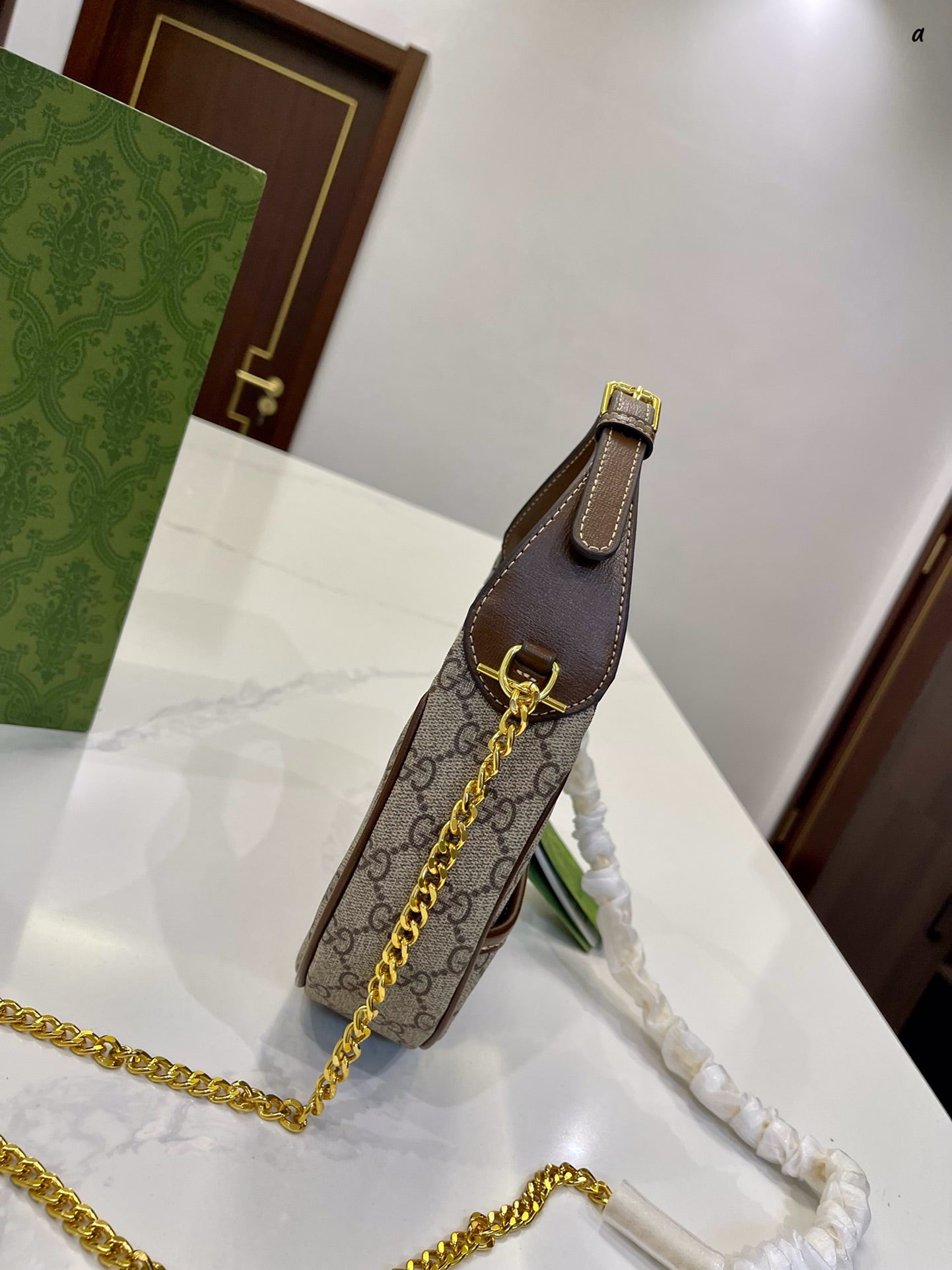 GUCCI BAG 434-2