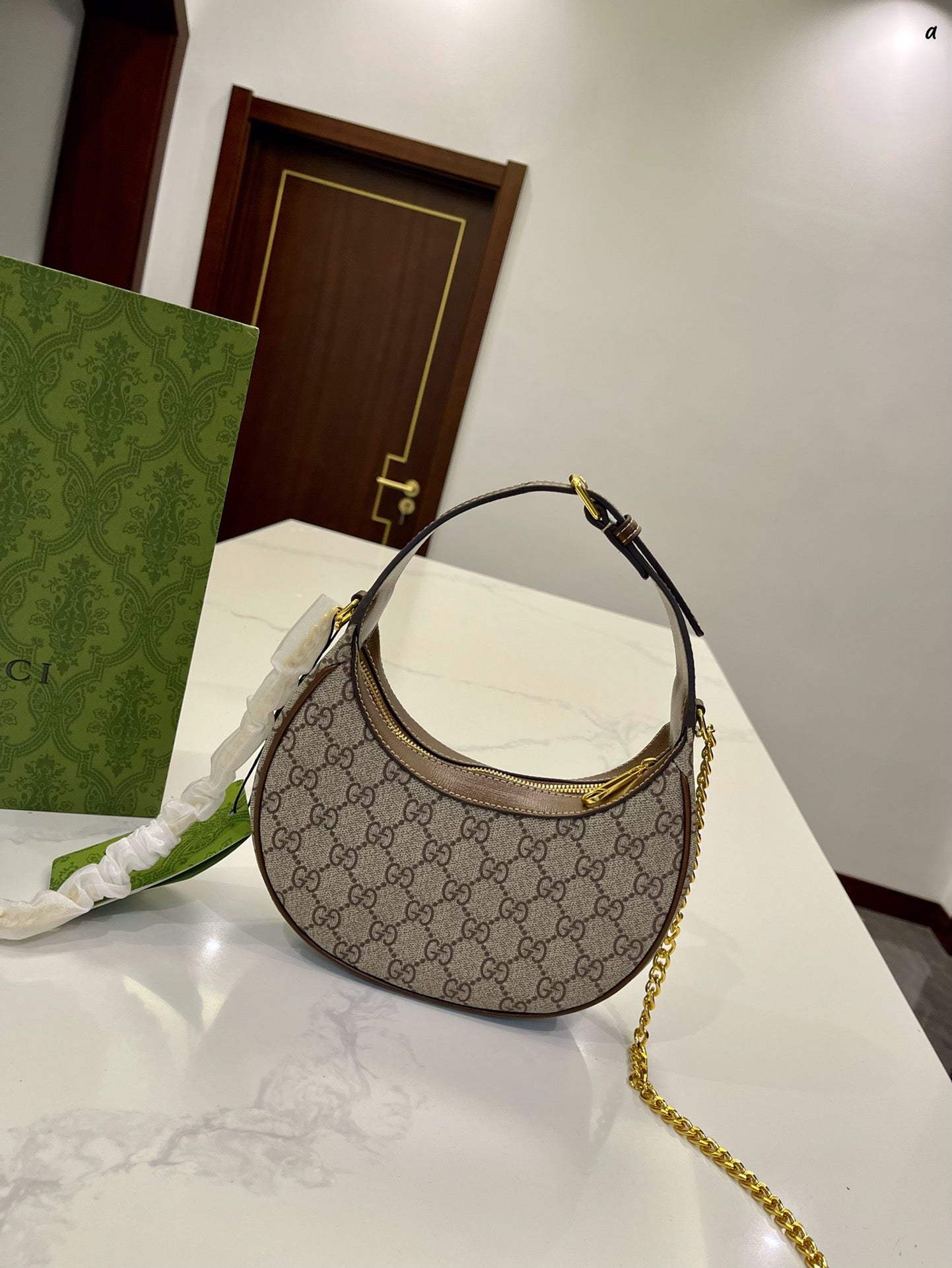 GUCCI BAG 434-2