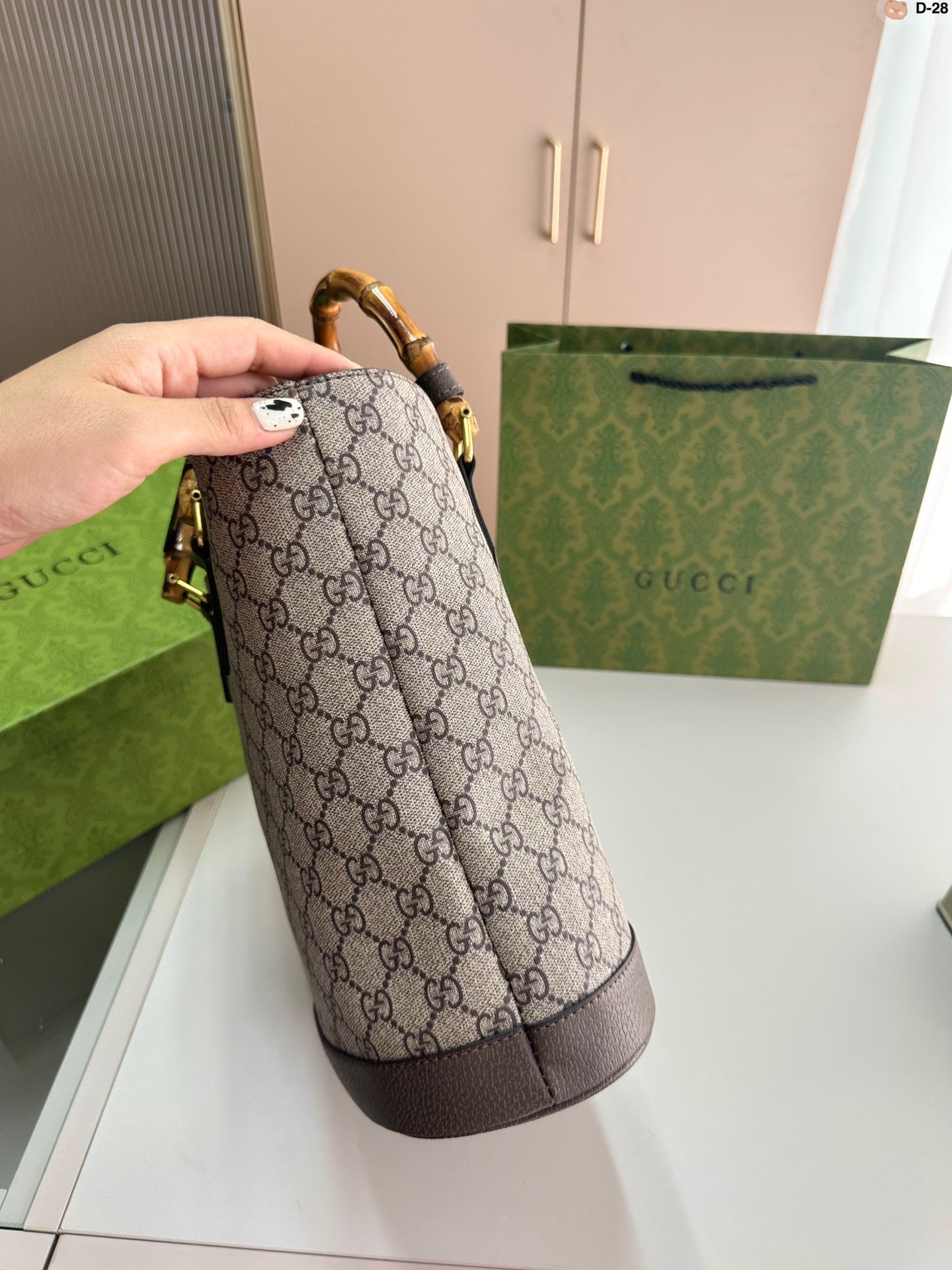 GUCCI BAG  435-2