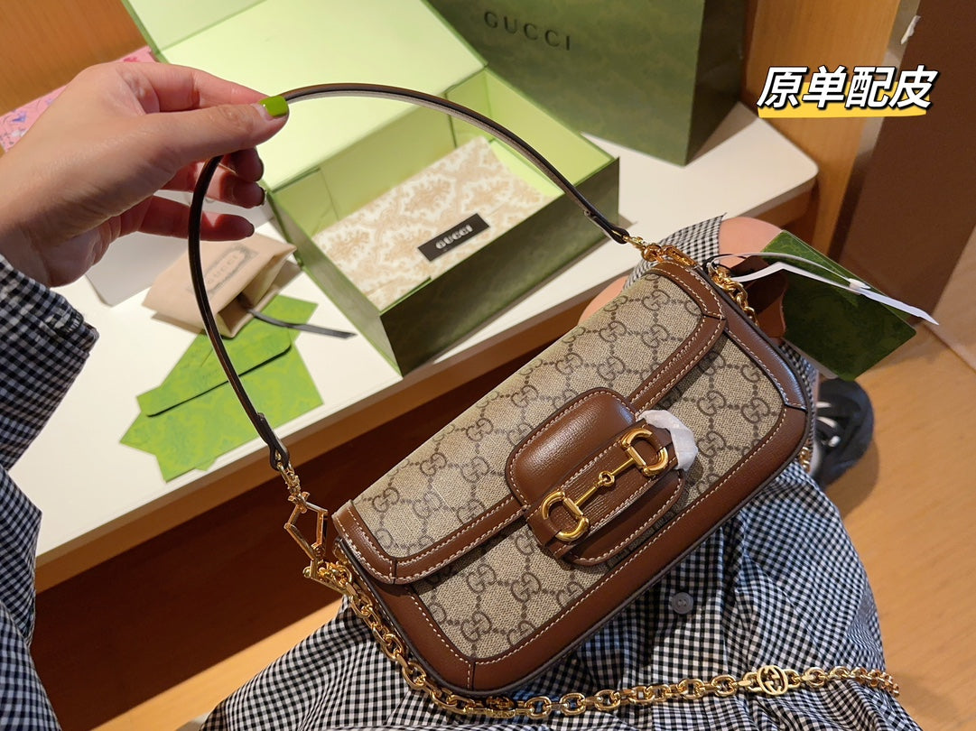 GUCCI BAG 437
