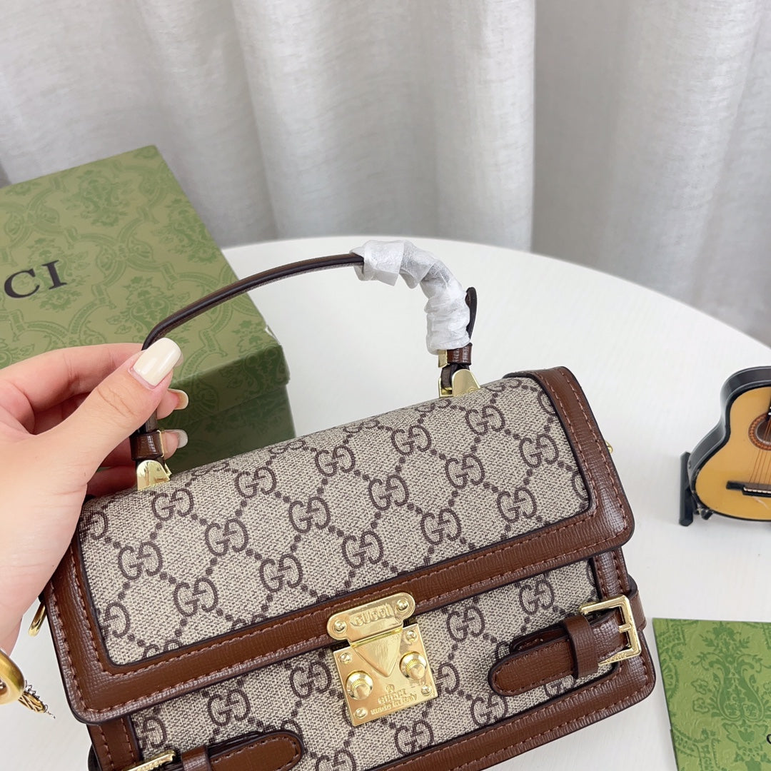GUCCI BAG  439