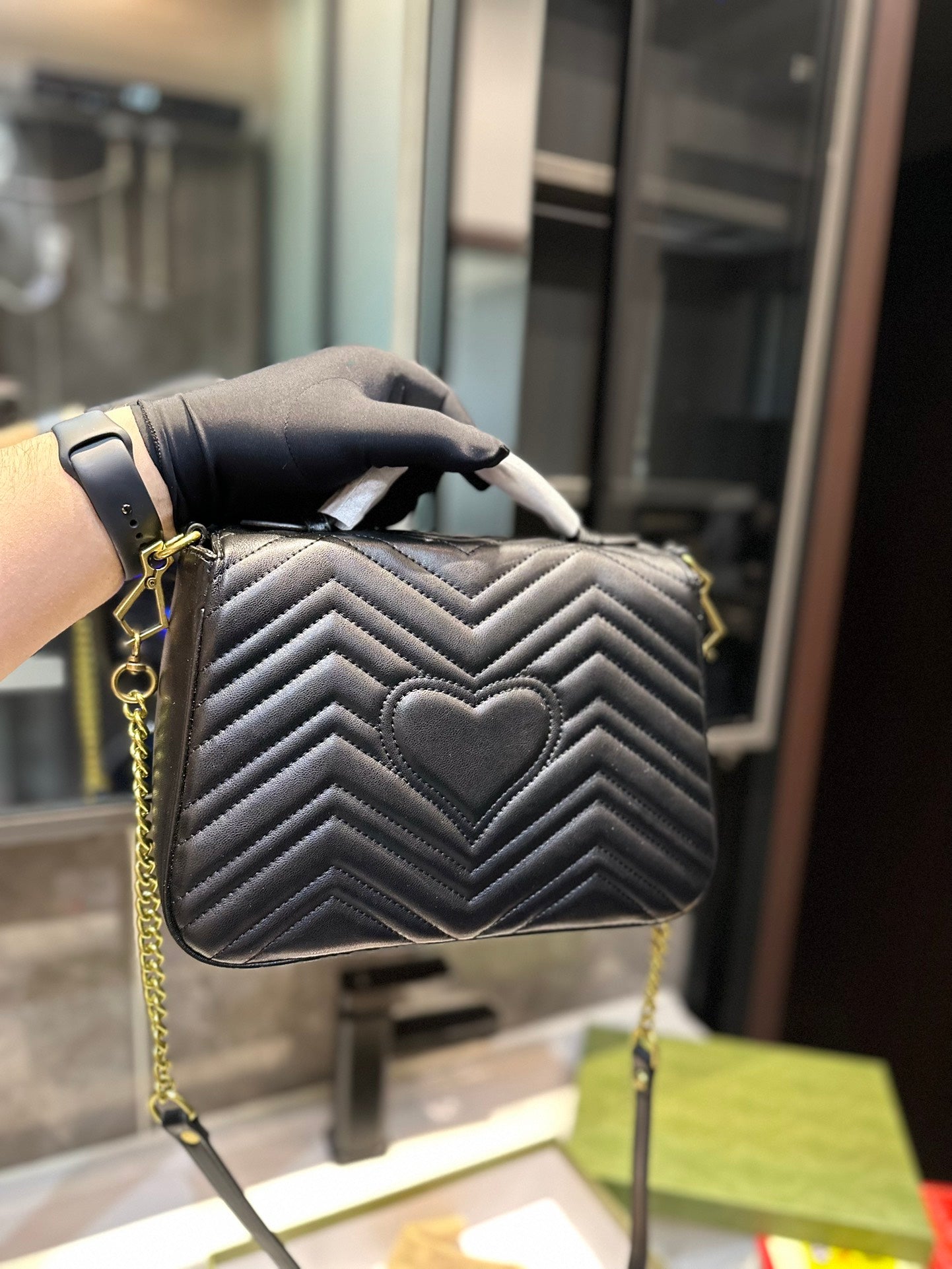 GUCCI BAG 440-2