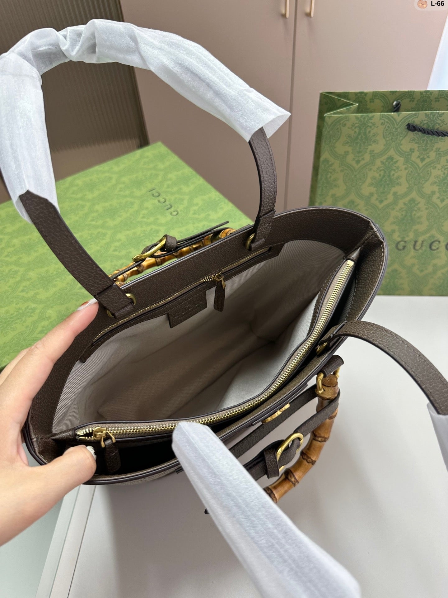 GUCCI BAG 432