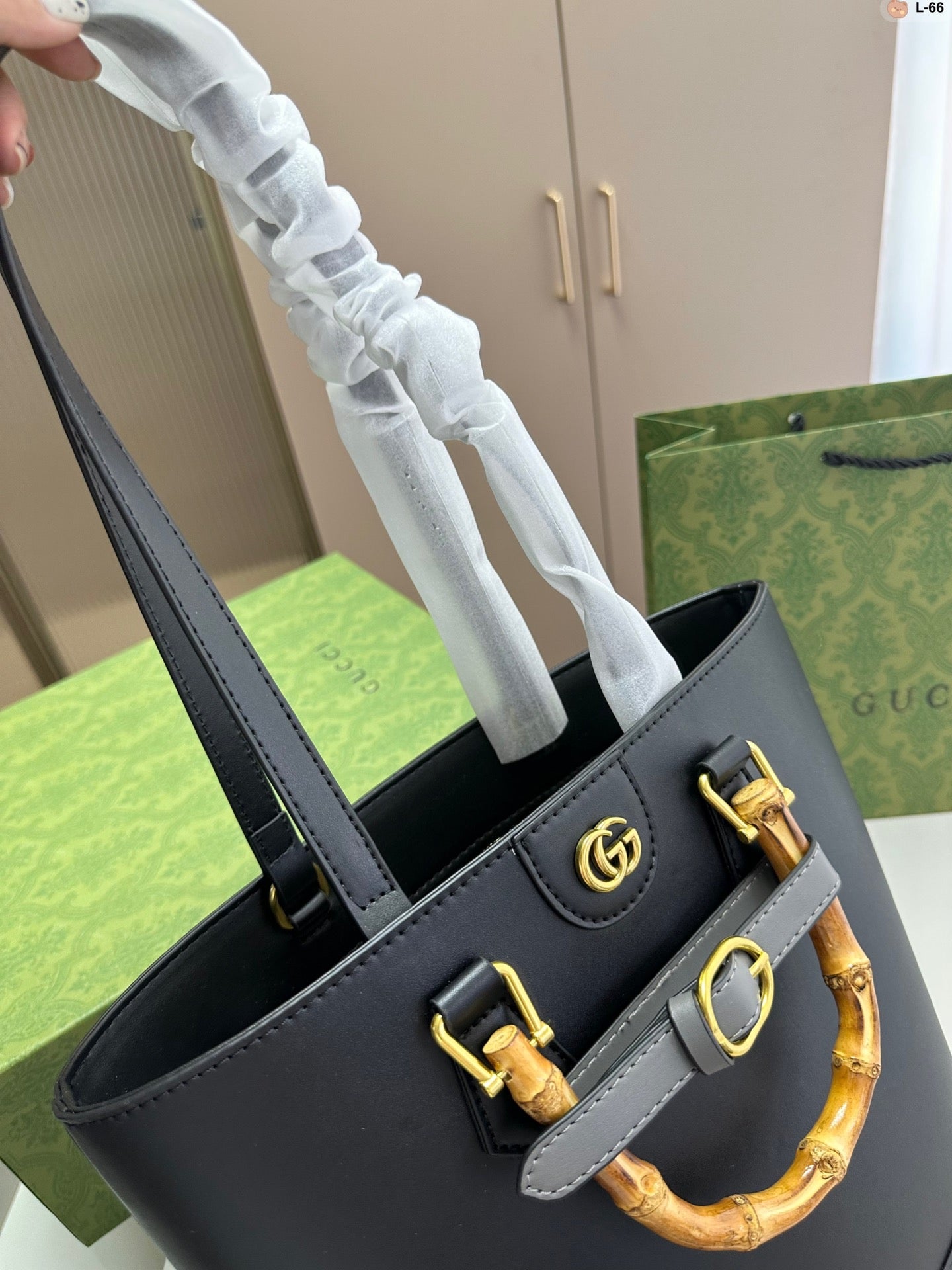 GUCCI BAG 432