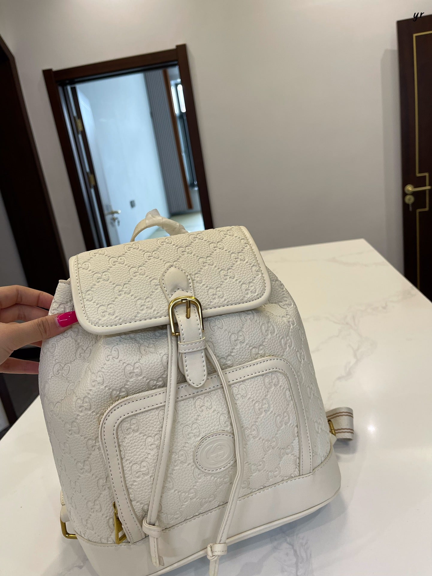 GUCCI BAG  451-1
