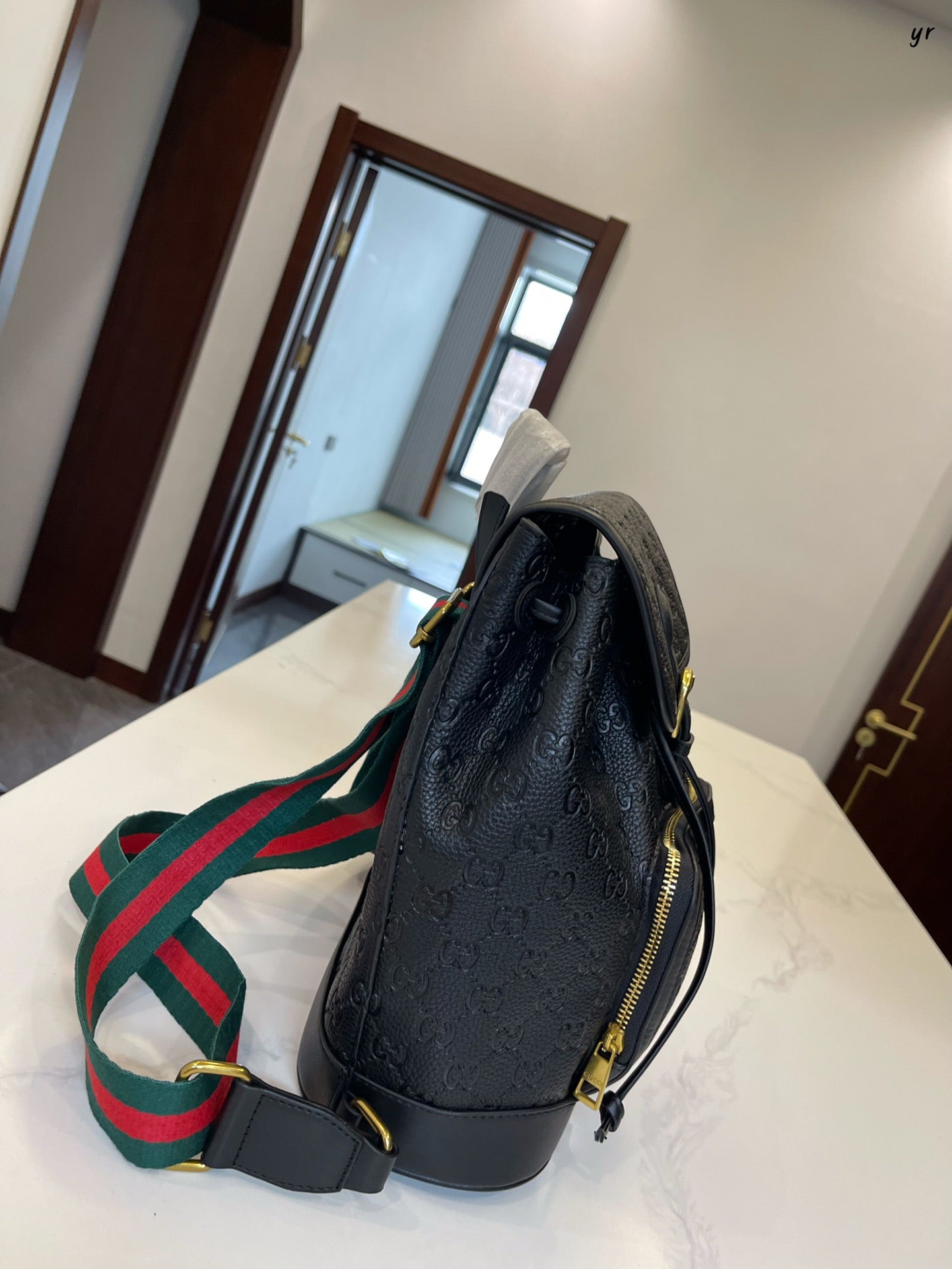 GUCCI BAG  451-1