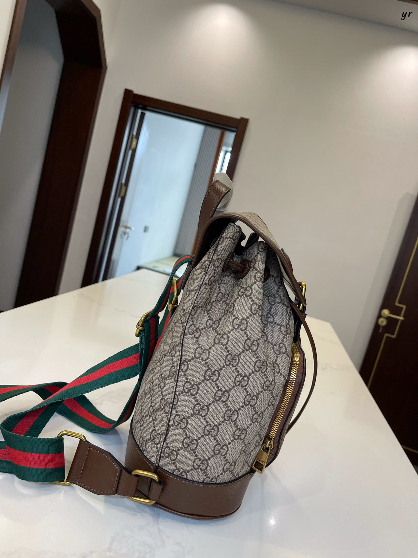 GUCCI BAG  451-1
