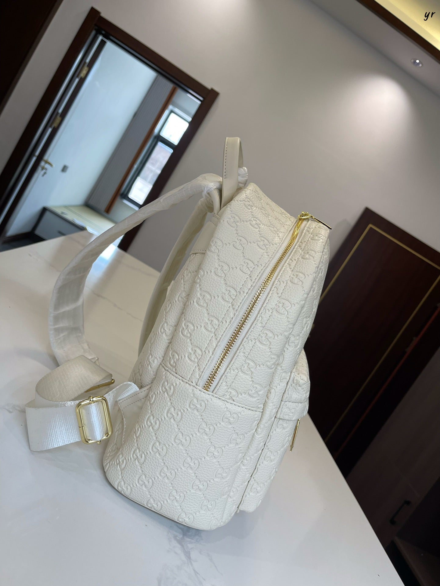 GUCCI BAG 451-2