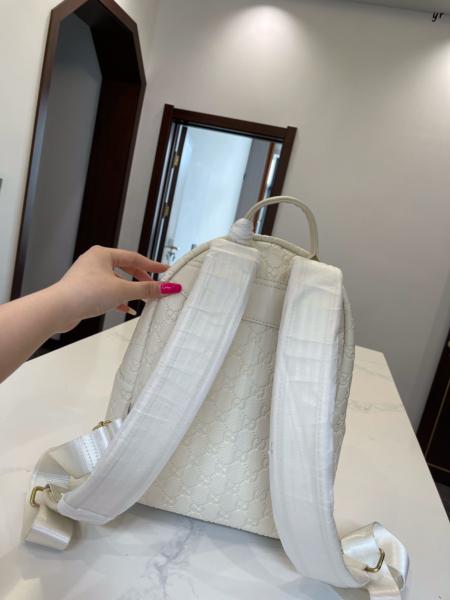 GUCCI BAG 451-2